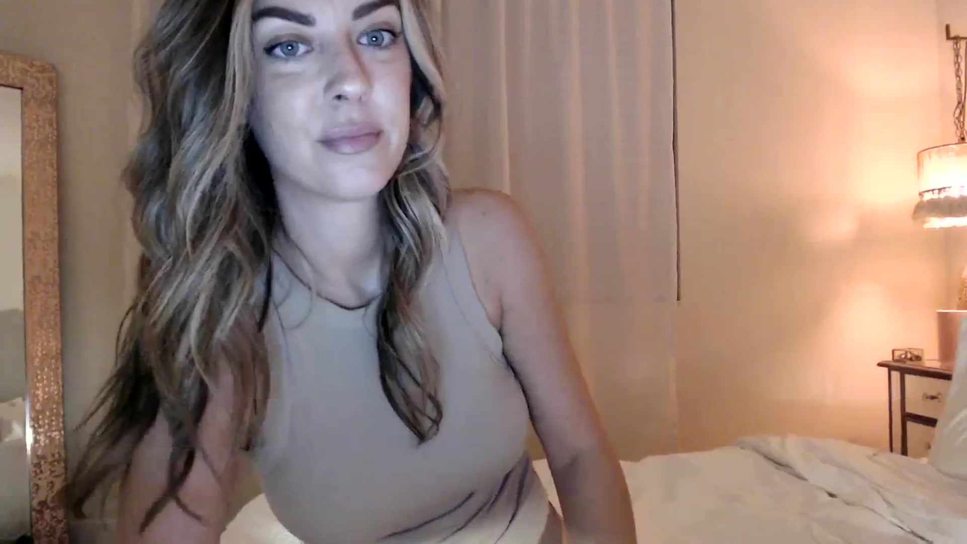 Gallery image thumbnail from DaniSendNudes's myfreecams stream on, 12/03/2023, 01:05 image 8 of 20