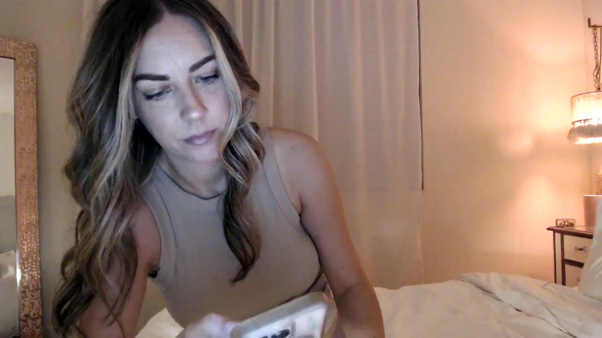 Gallery image thumbnail from DaniSendNudes's myfreecams stream on, 12/03/2023, 01:05 image 10 of 20