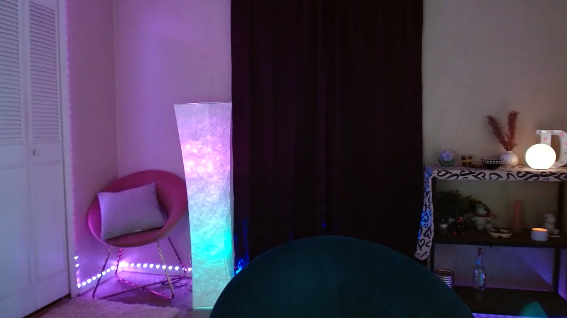 Gallery image thumbnail from DaniSlice's myfreecams stream on, 06/13/2024, 10:00 image 14 of 20