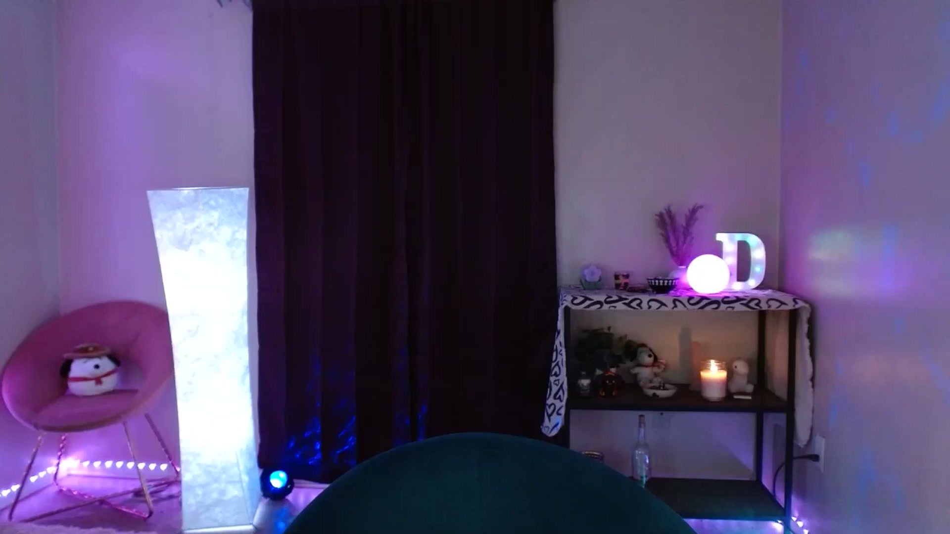 Gallery image thumbnail from DaniSlice's myfreecams stream on, 06/27/2024, 06:15 image 1 of 20