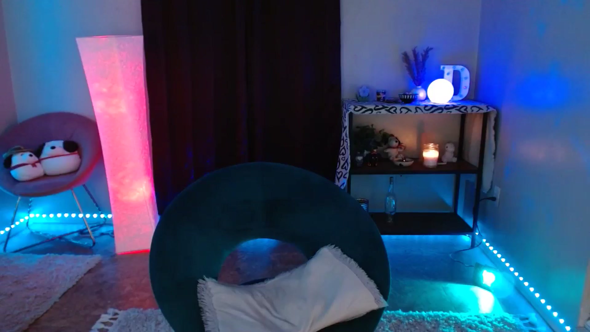 Gallery image thumbnail from DaniSlice's myfreecams stream on, 07/05/2024, 03:21 image 15 of 20