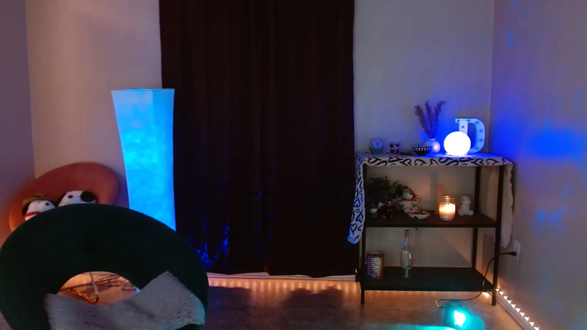 Gallery image thumbnail from DaniSlice's myfreecams stream on, 07/09/2024, 04:11 image 14 of 20