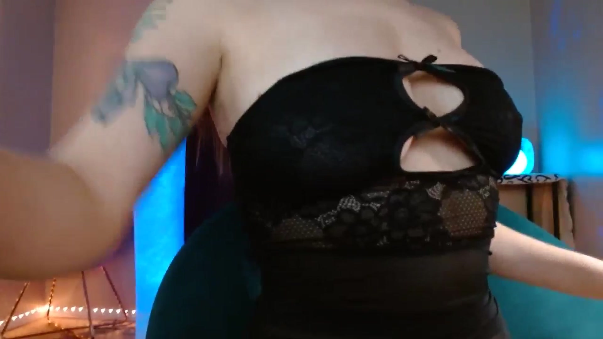 Gallery image thumbnail from DaniSlice's myfreecams stream on, 07/10/2024, 04:10 image 3 of 20