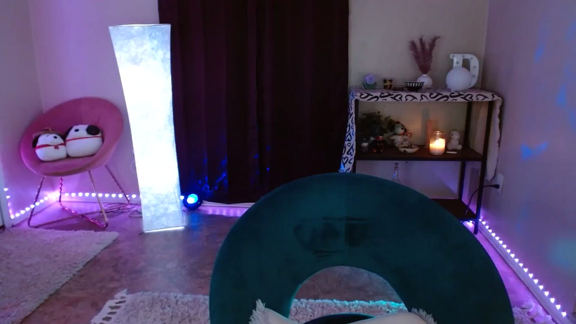 Gallery image thumbnail from DaniSlice's myfreecams stream on, 07/10/2024, 05:06 image 2 of 20
