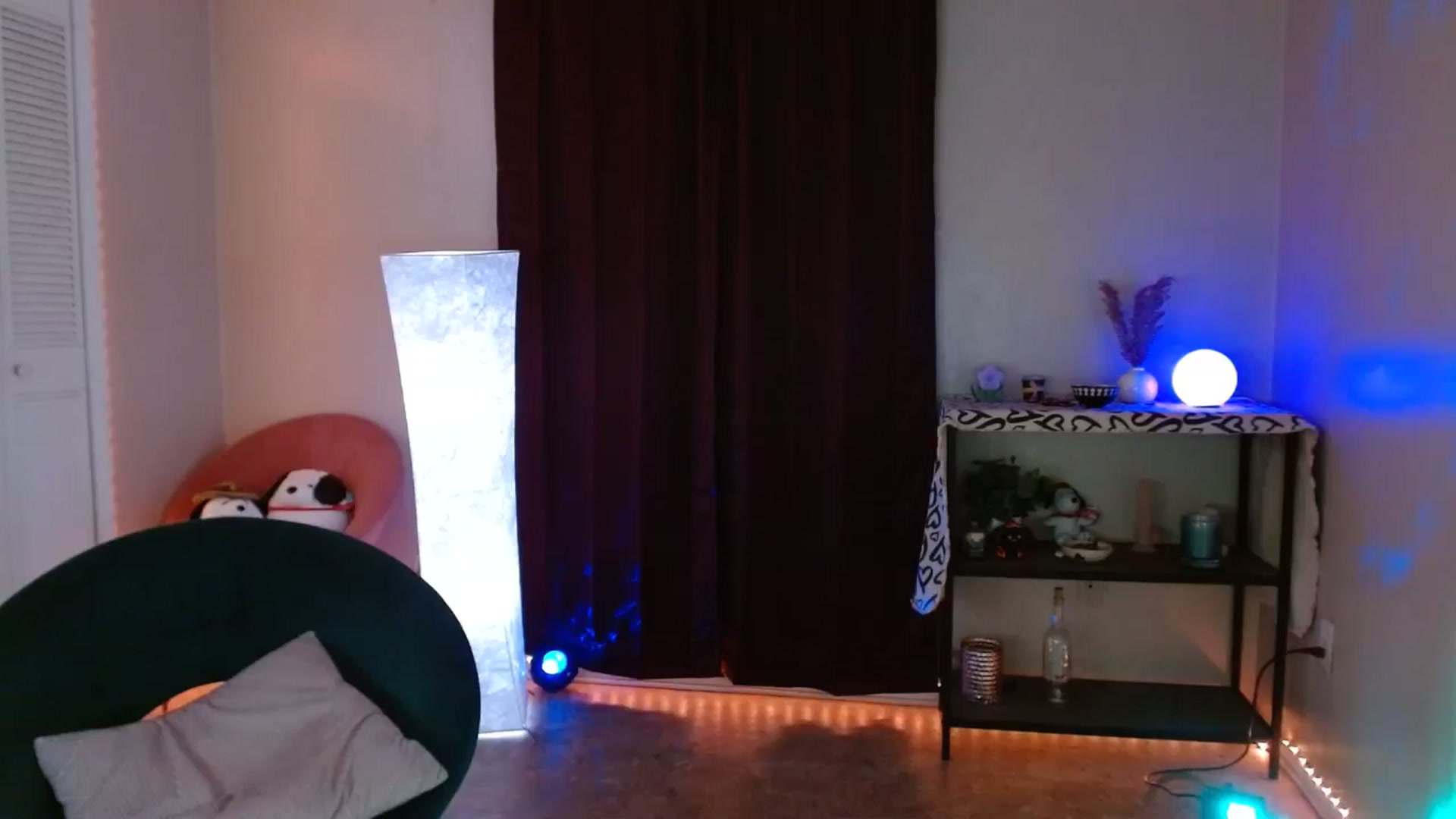 Gallery image thumbnail from DaniSlice's myfreecams stream on, 07/24/2024, 06:06 image 20 of 20