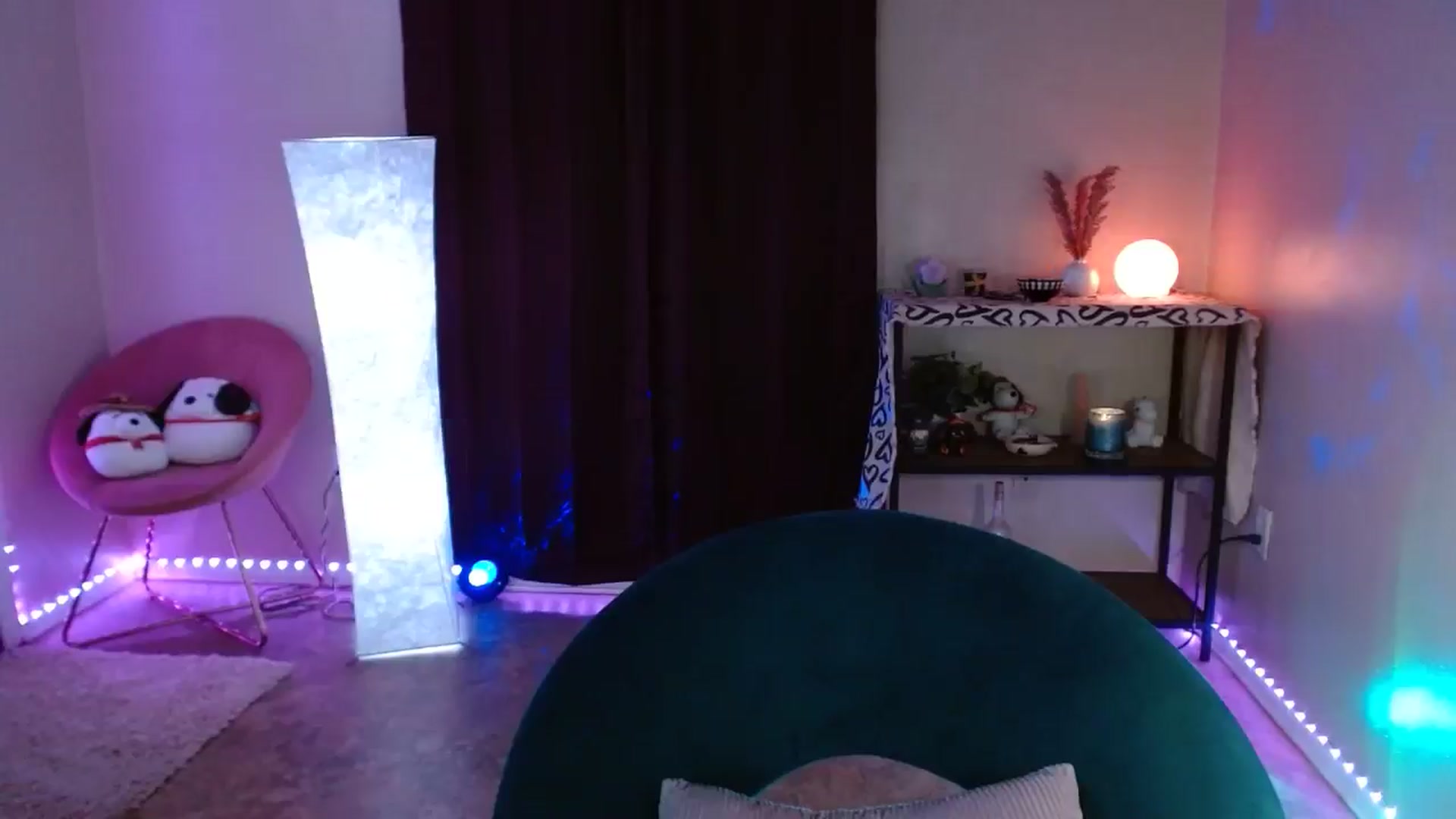 Gallery image thumbnail from DaniSlice's myfreecams stream on, 07/25/2024, 05:03 image 15 of 20