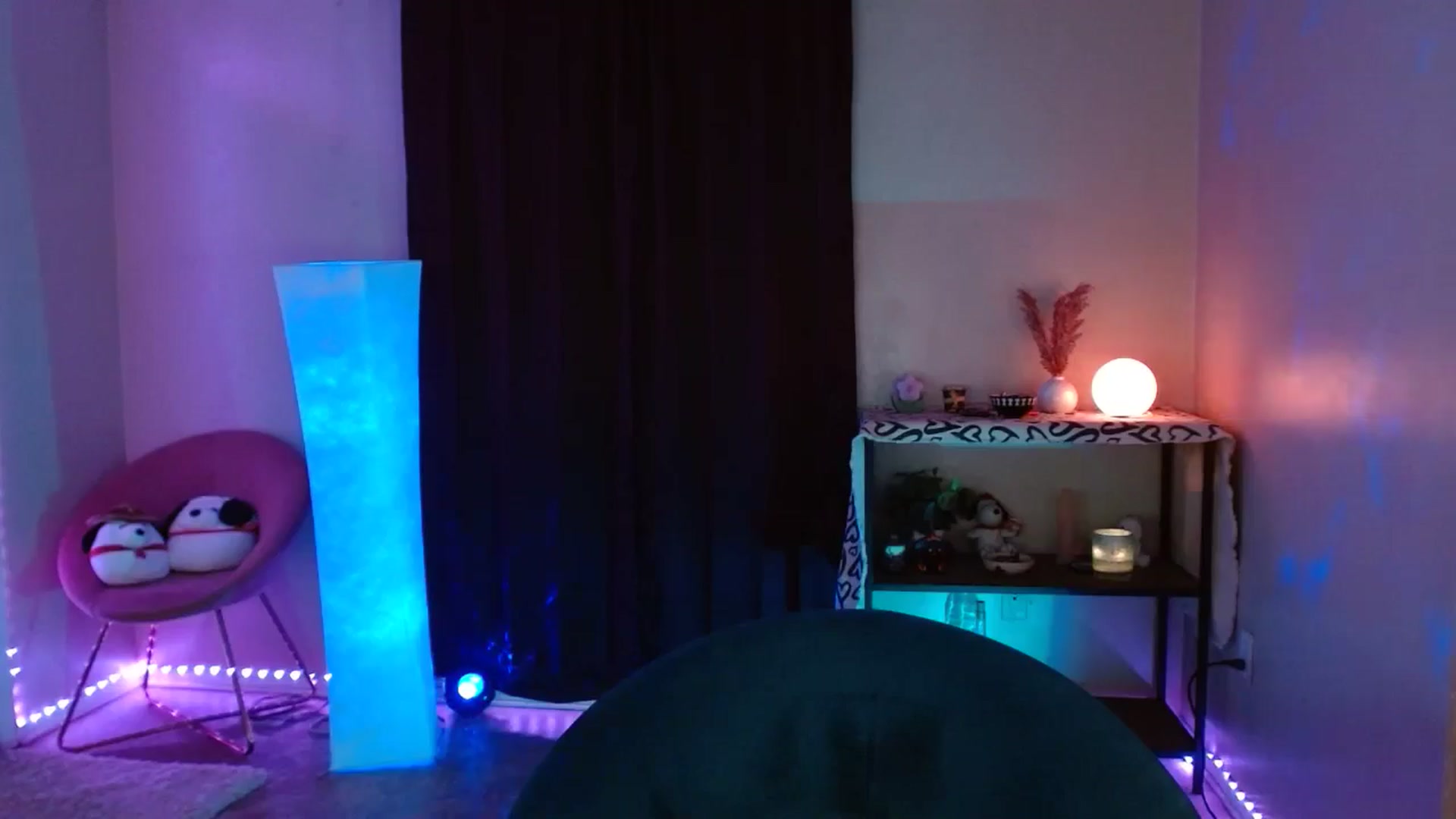 Gallery image thumbnail from DaniSlice's myfreecams stream on, 07/31/2024, 07:03 image 4 of 20