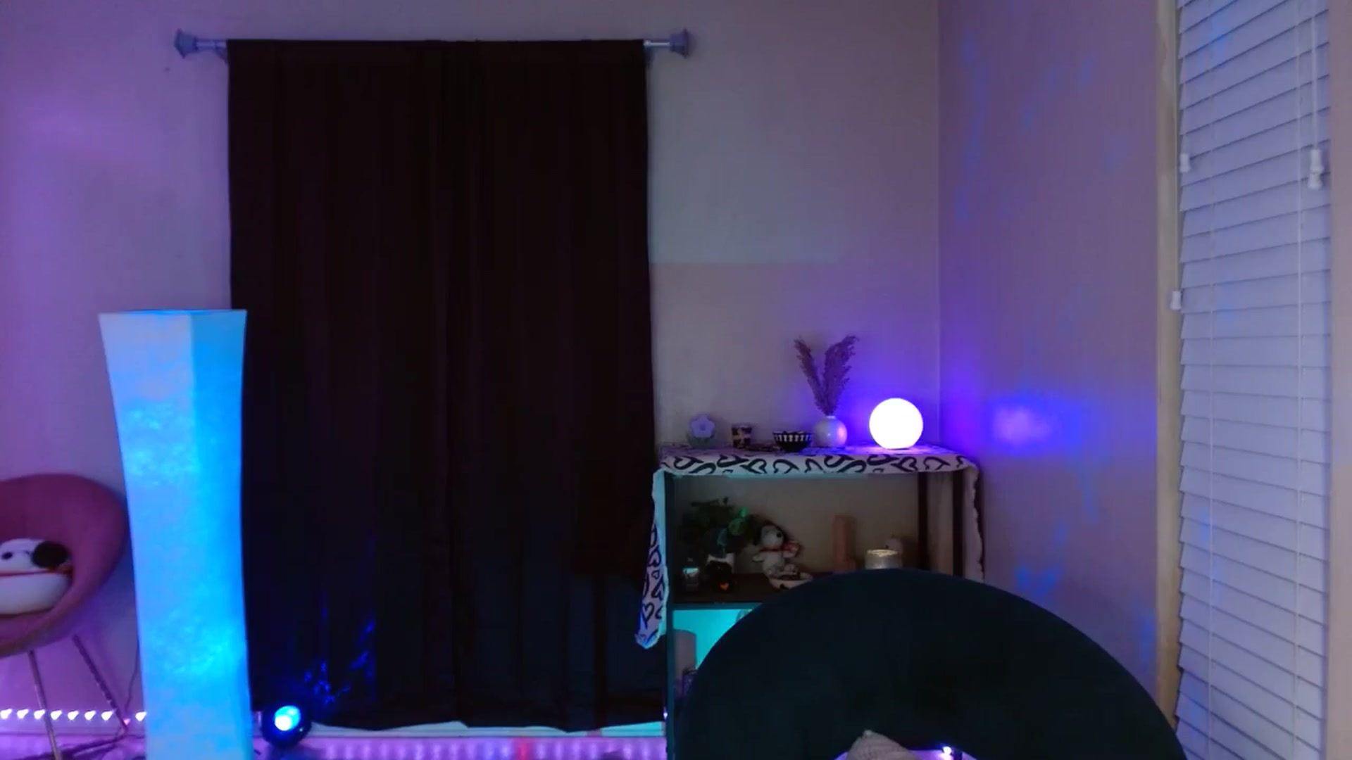 Gallery image thumbnail from DaniSlice's myfreecams stream on, 08/02/2024, 05:21 image 19 of 20