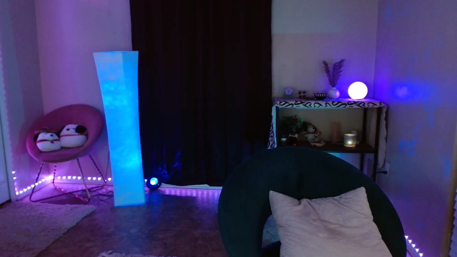 Gallery image thumbnail from DaniSlice's myfreecams stream on, 08/02/2024, 09:08 image 13 of 20