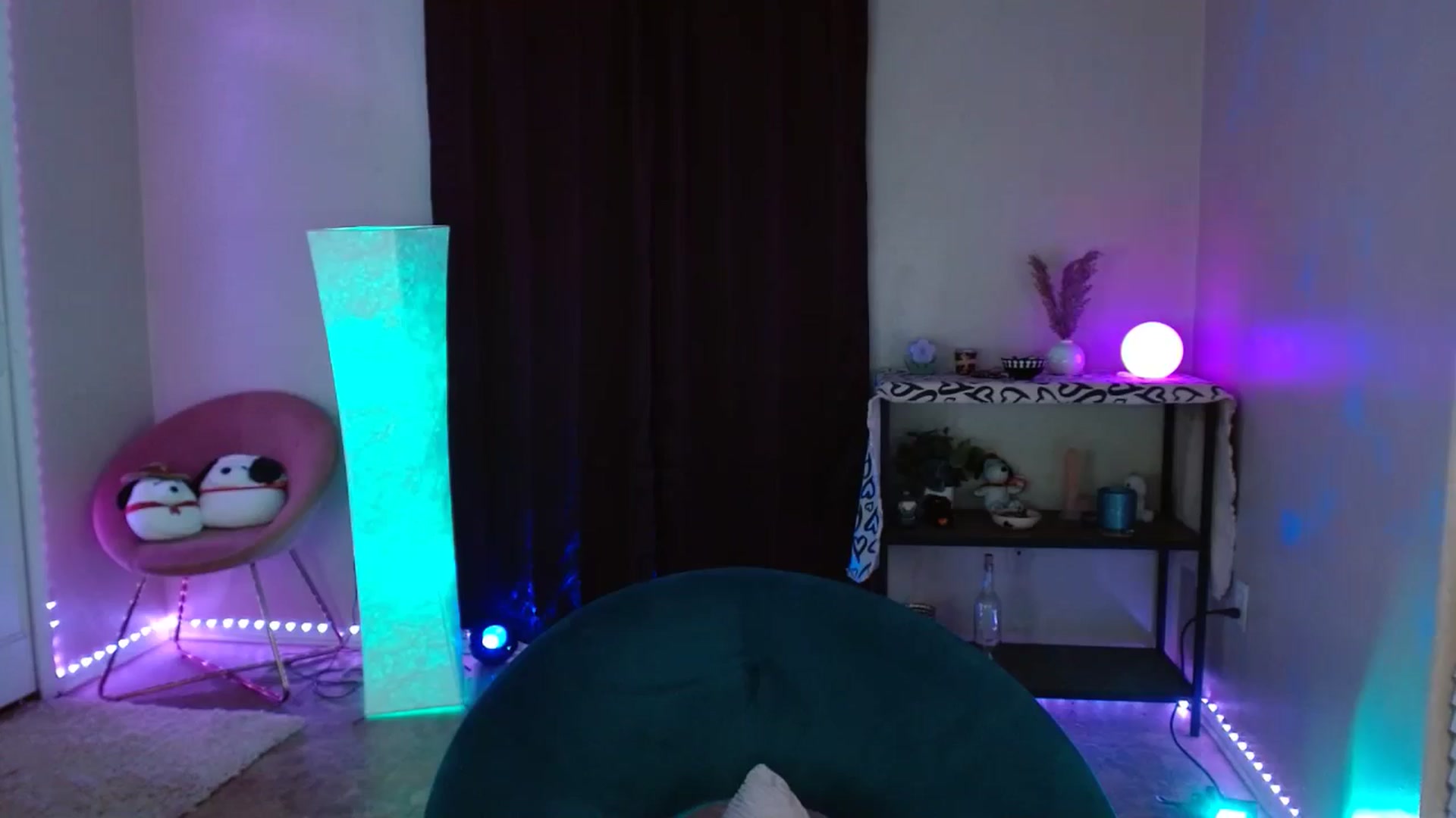 Gallery image thumbnail from DaniSlice's myfreecams stream on, 08/04/2024, 05:32 image 13 of 20