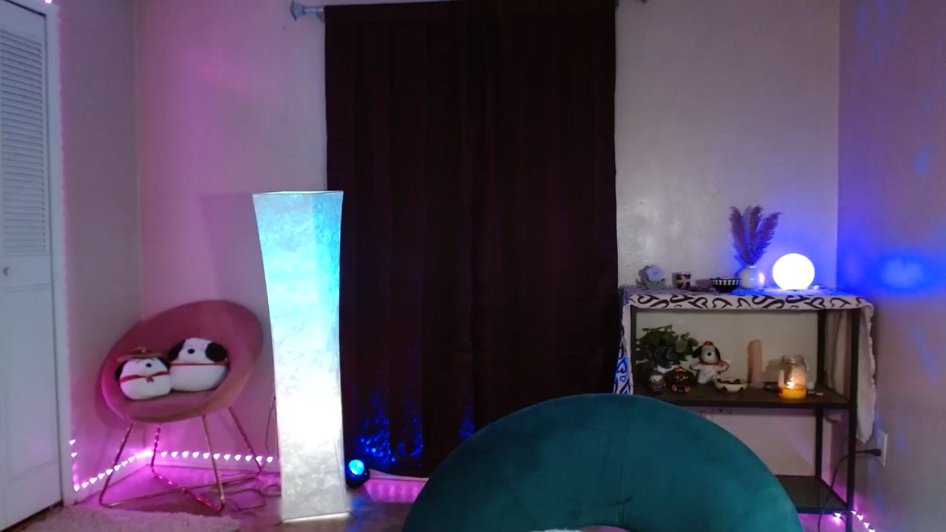 Gallery image thumbnail from DaniSlice's myfreecams stream on, 08/18/2024, 06:47 image 20 of 20
