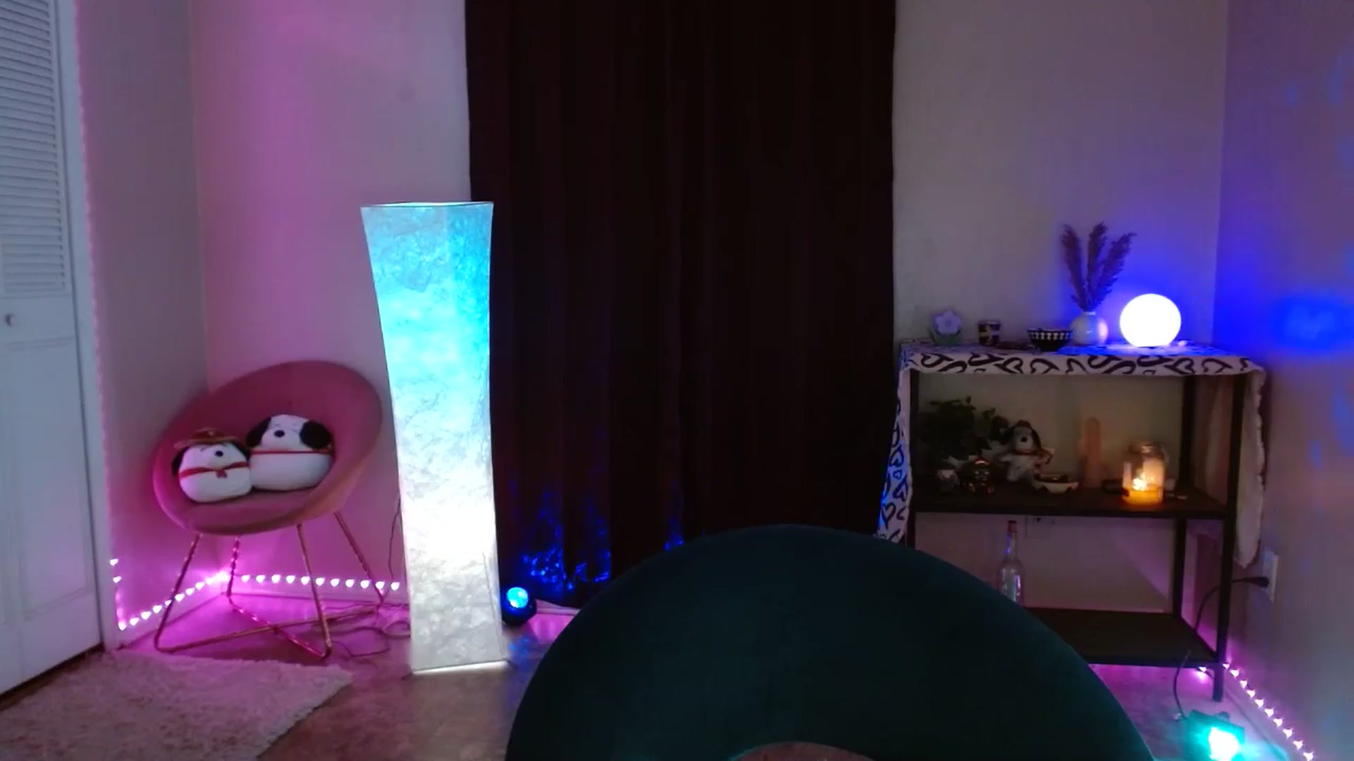 Gallery image thumbnail from DaniSlice's myfreecams stream on, 08/18/2024, 10:17 image 7 of 20