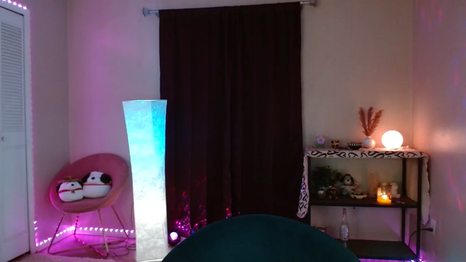 Gallery image thumbnail from DaniSlice's myfreecams stream on, 08/19/2024, 07:26 image 8 of 20