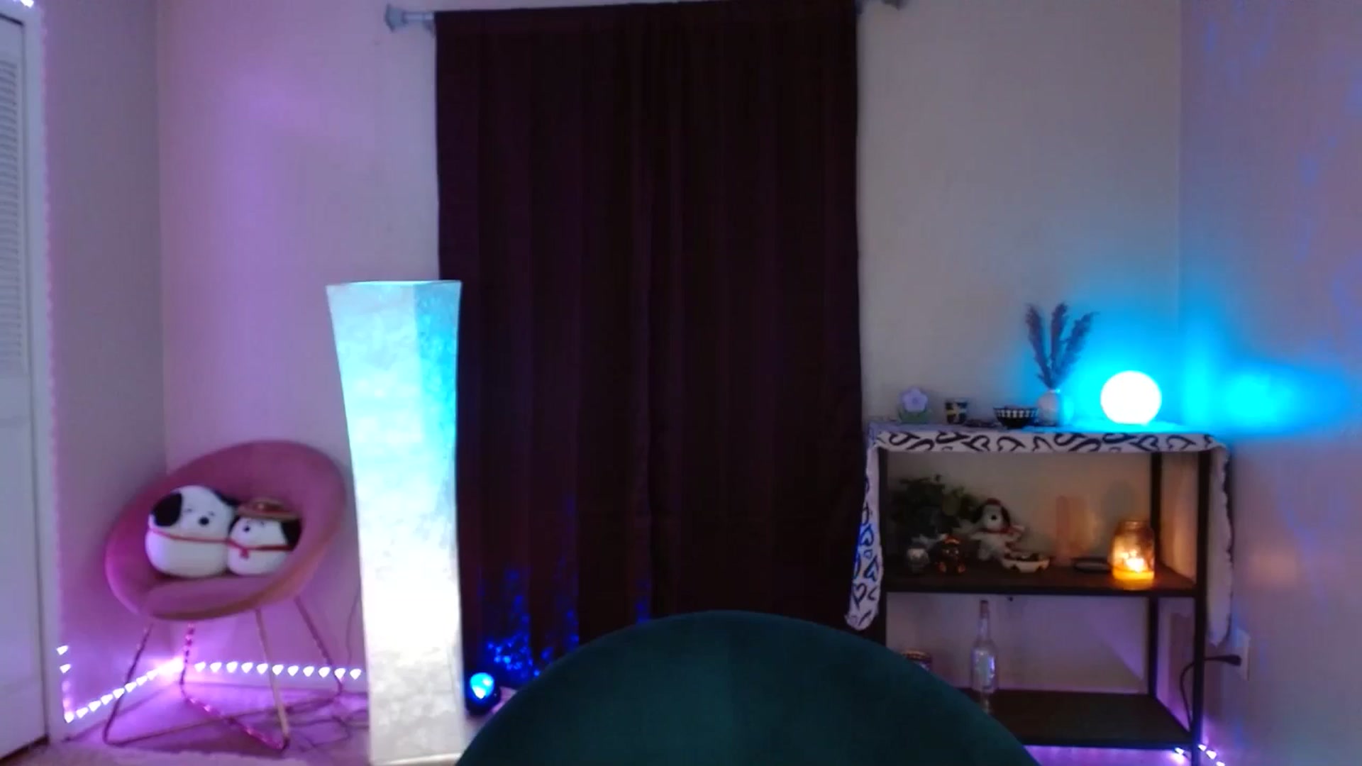 Gallery image thumbnail from DaniSlice's myfreecams stream on, 08/22/2024, 07:19 image 14 of 20