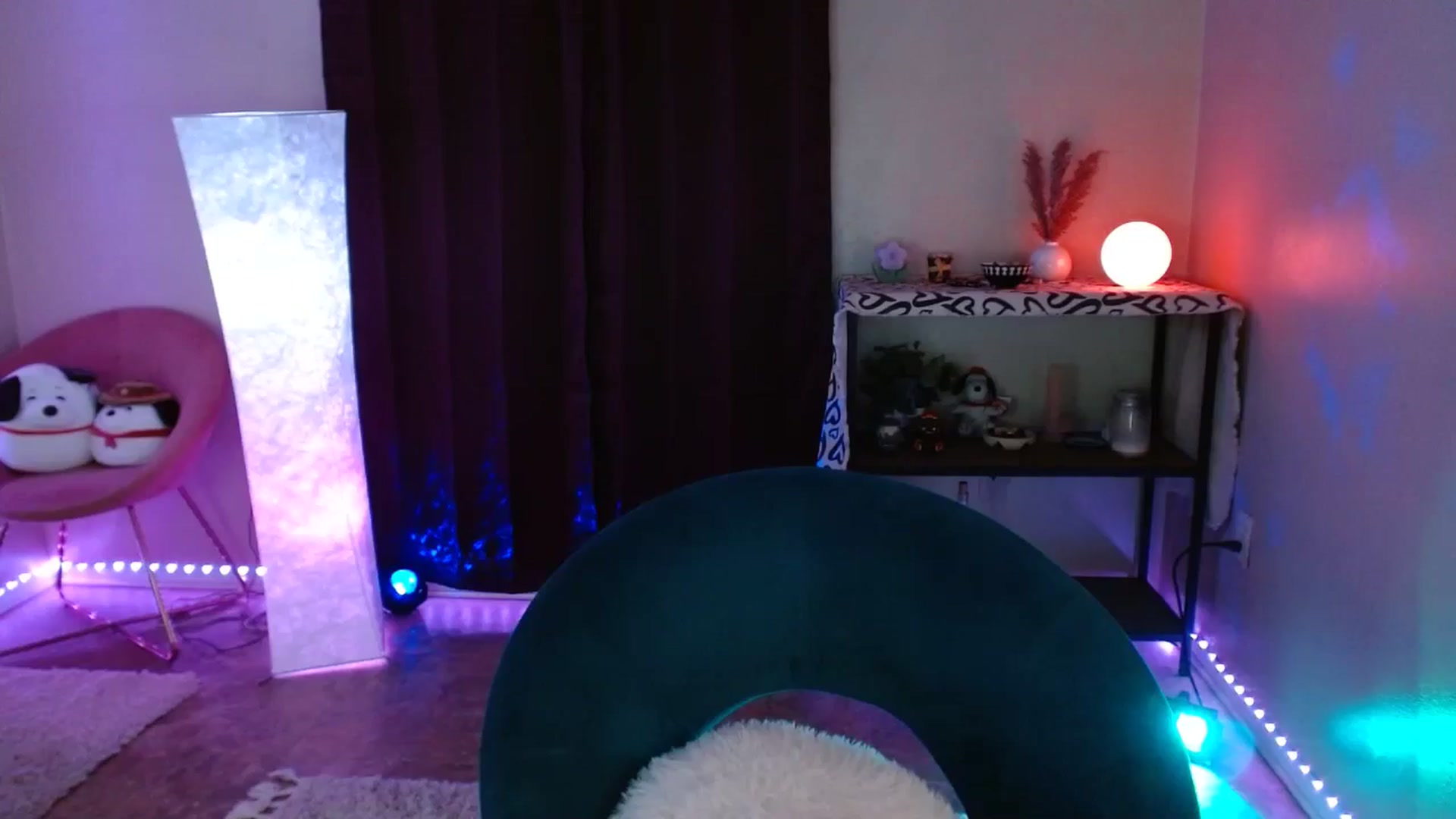 Gallery image thumbnail from DaniSlice's myfreecams stream on, 09/01/2024, 07:06 image 8 of 20