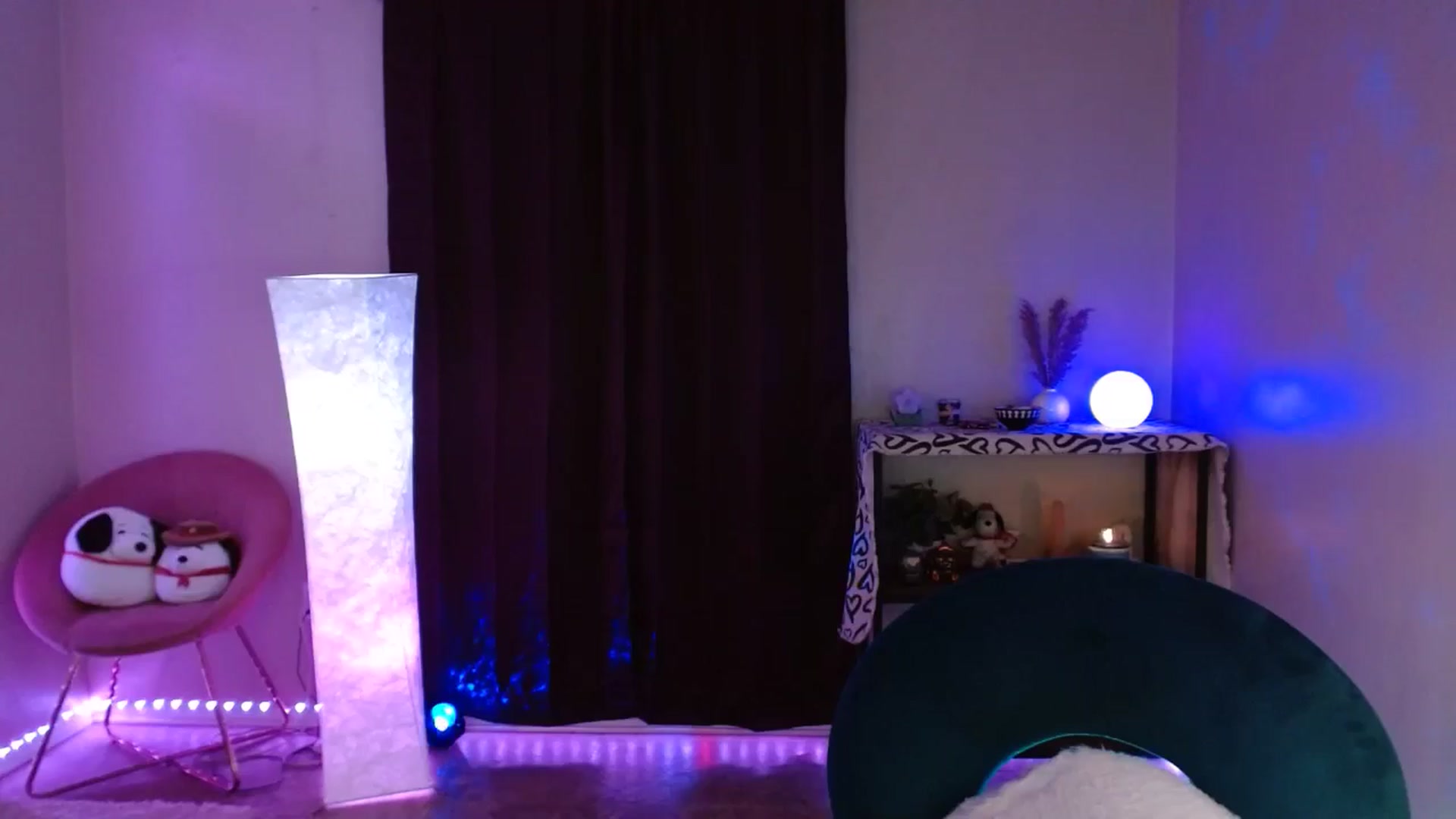 Gallery image thumbnail from DaniSlice's myfreecams stream on, 09/15/2024, 08:17 image 20 of 20