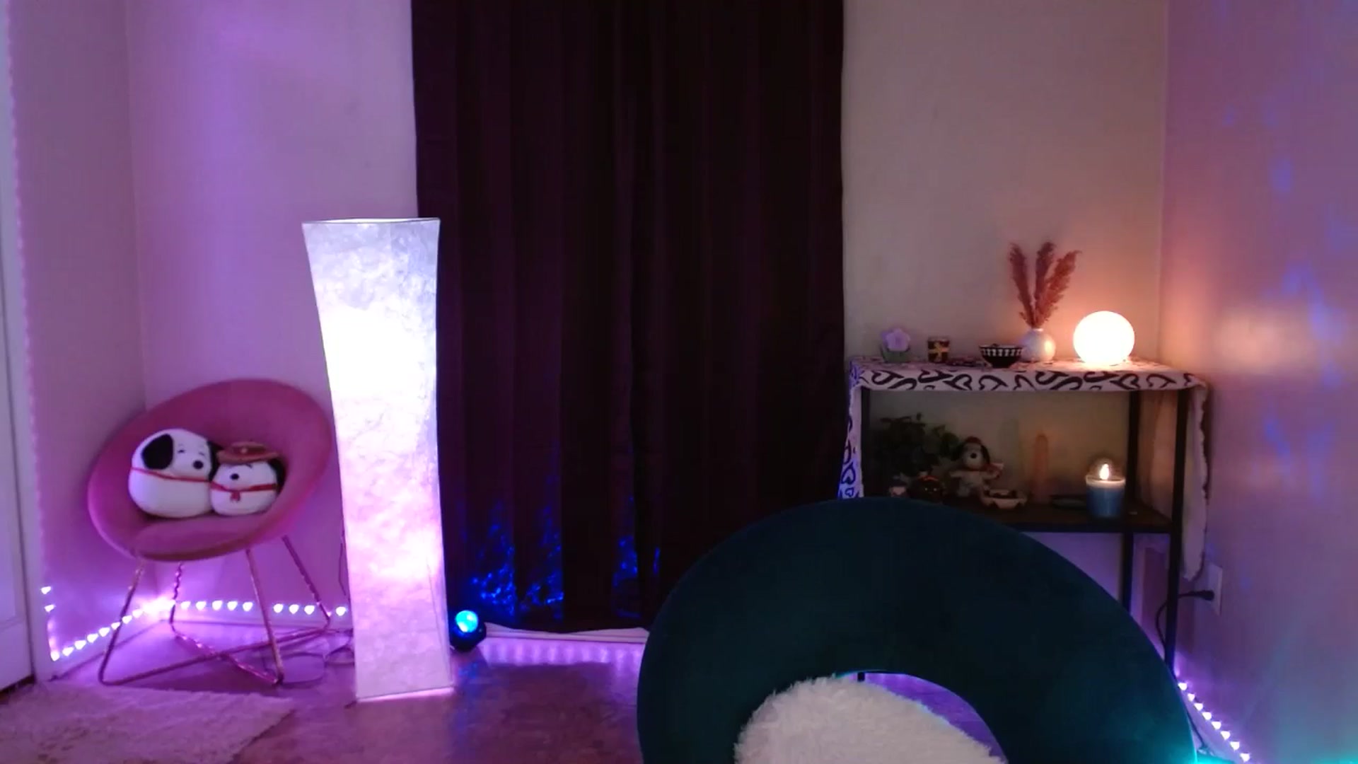 Gallery image thumbnail from DaniSlice's myfreecams stream on, 09/16/2024, 07:52 image 8 of 20