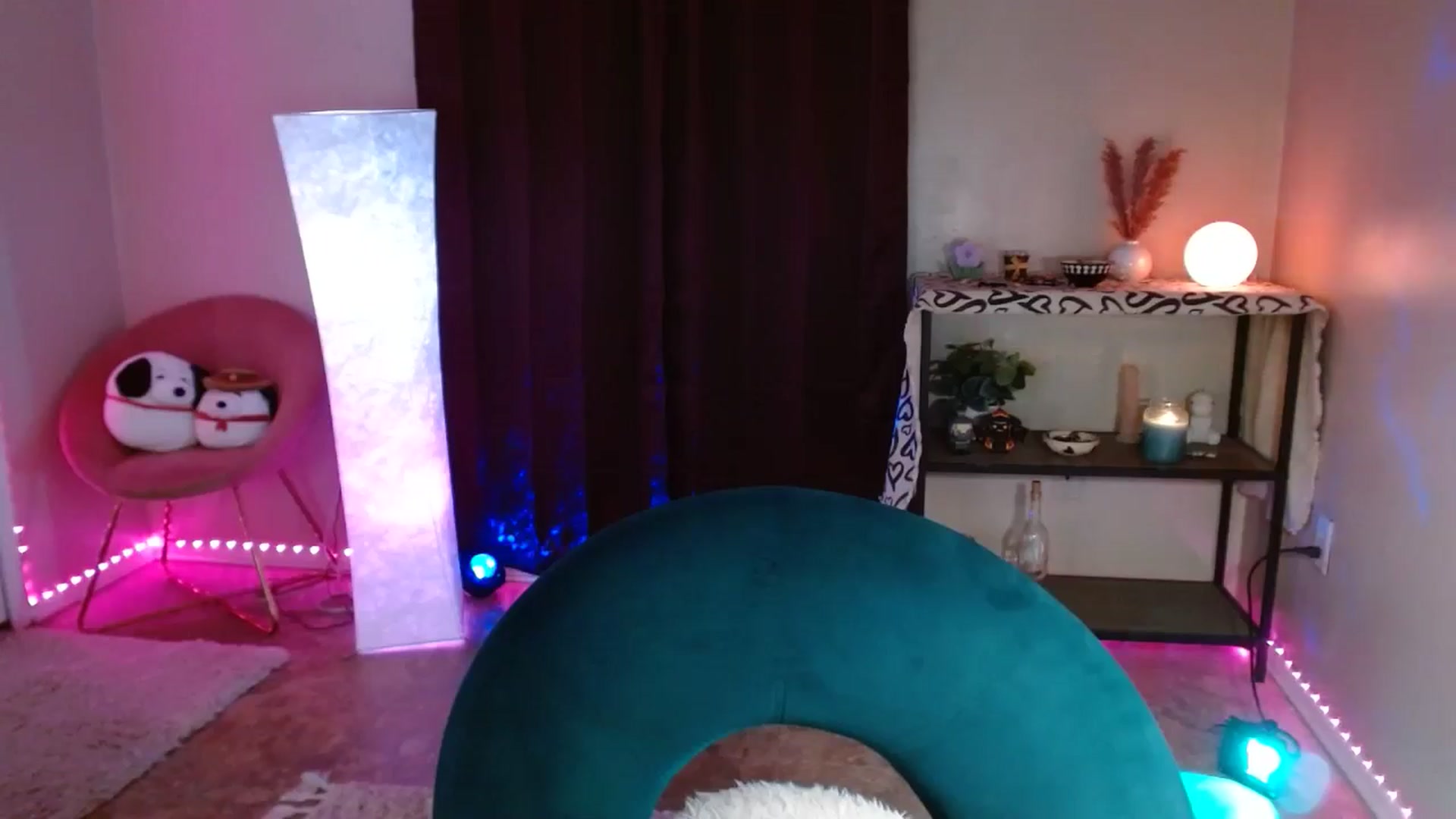 Gallery image thumbnail from DaniSlice's myfreecams stream on, 09/20/2024, 08:32 image 10 of 20