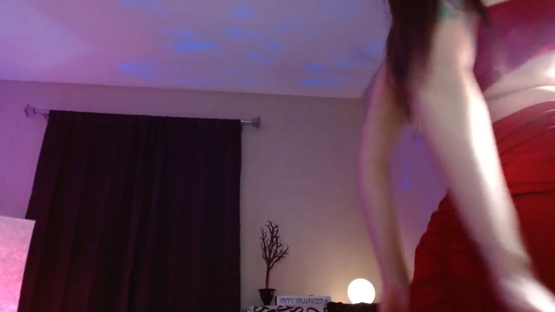 Gallery image thumbnail from DaniSlice's myfreecams stream on, 10/16/2024, 08:42 image 12 of 20