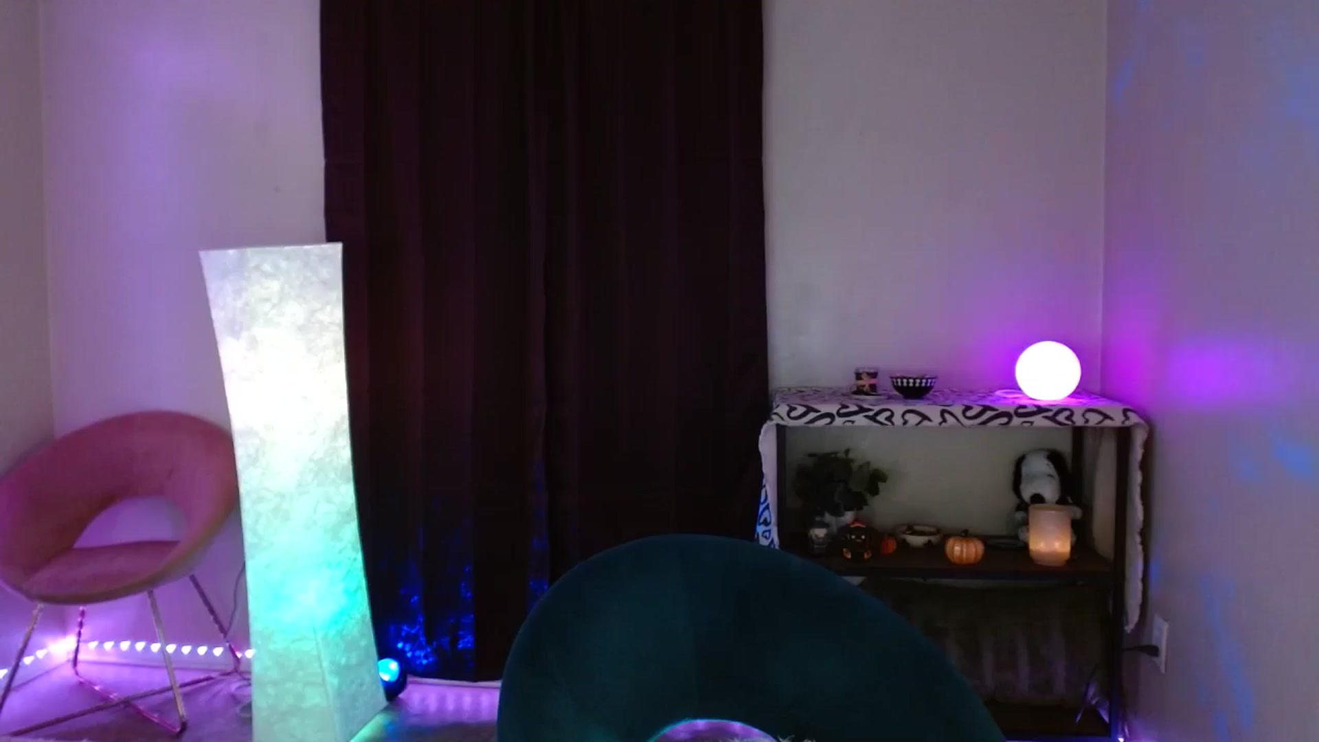 Gallery image thumbnail from DaniSlice's myfreecams stream on, 11/12/2024, 09:11 image 16 of 20
