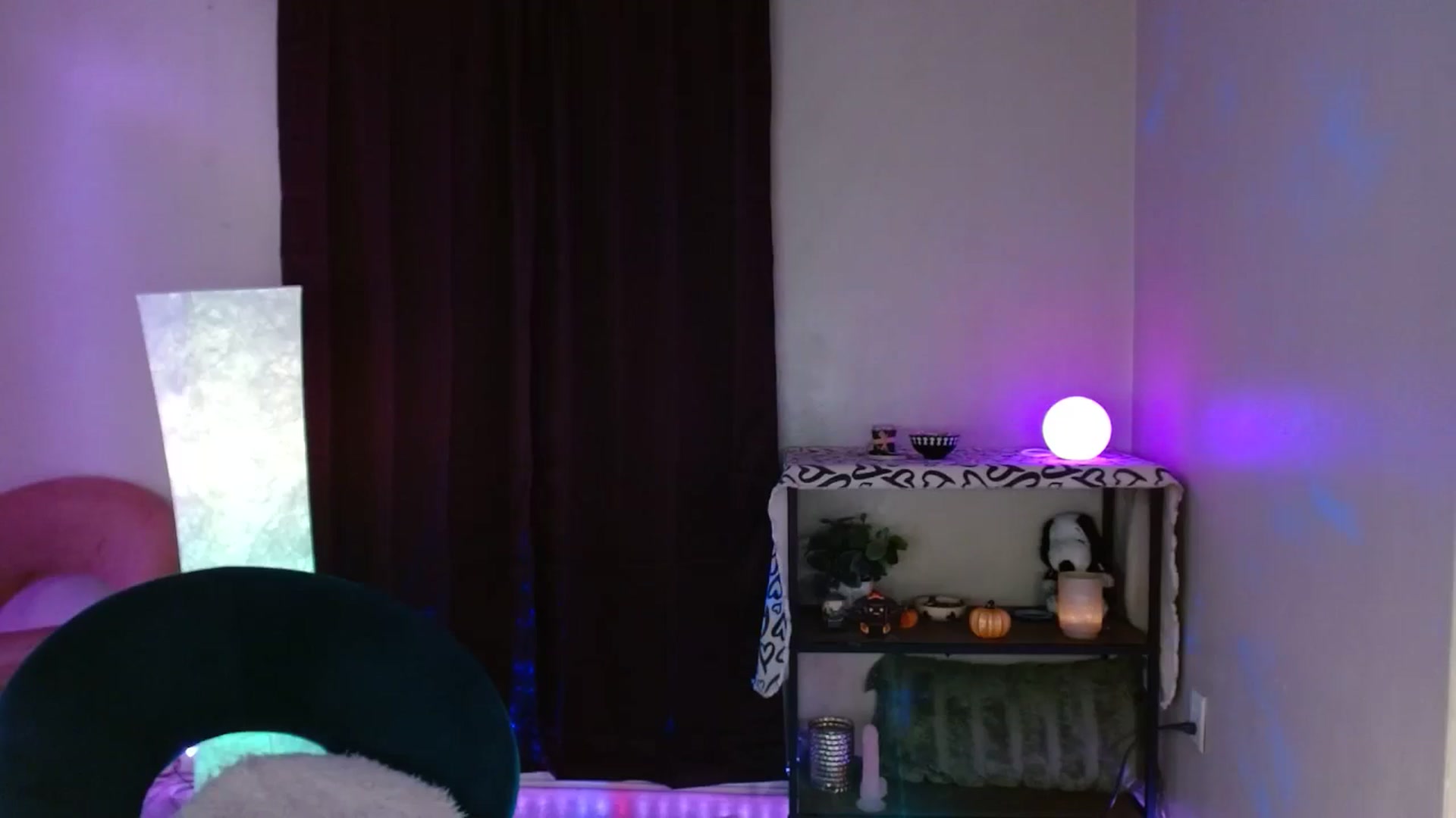 Gallery image thumbnail from DaniSlice's myfreecams stream on, 11/12/2024, 09:11 image 12 of 20