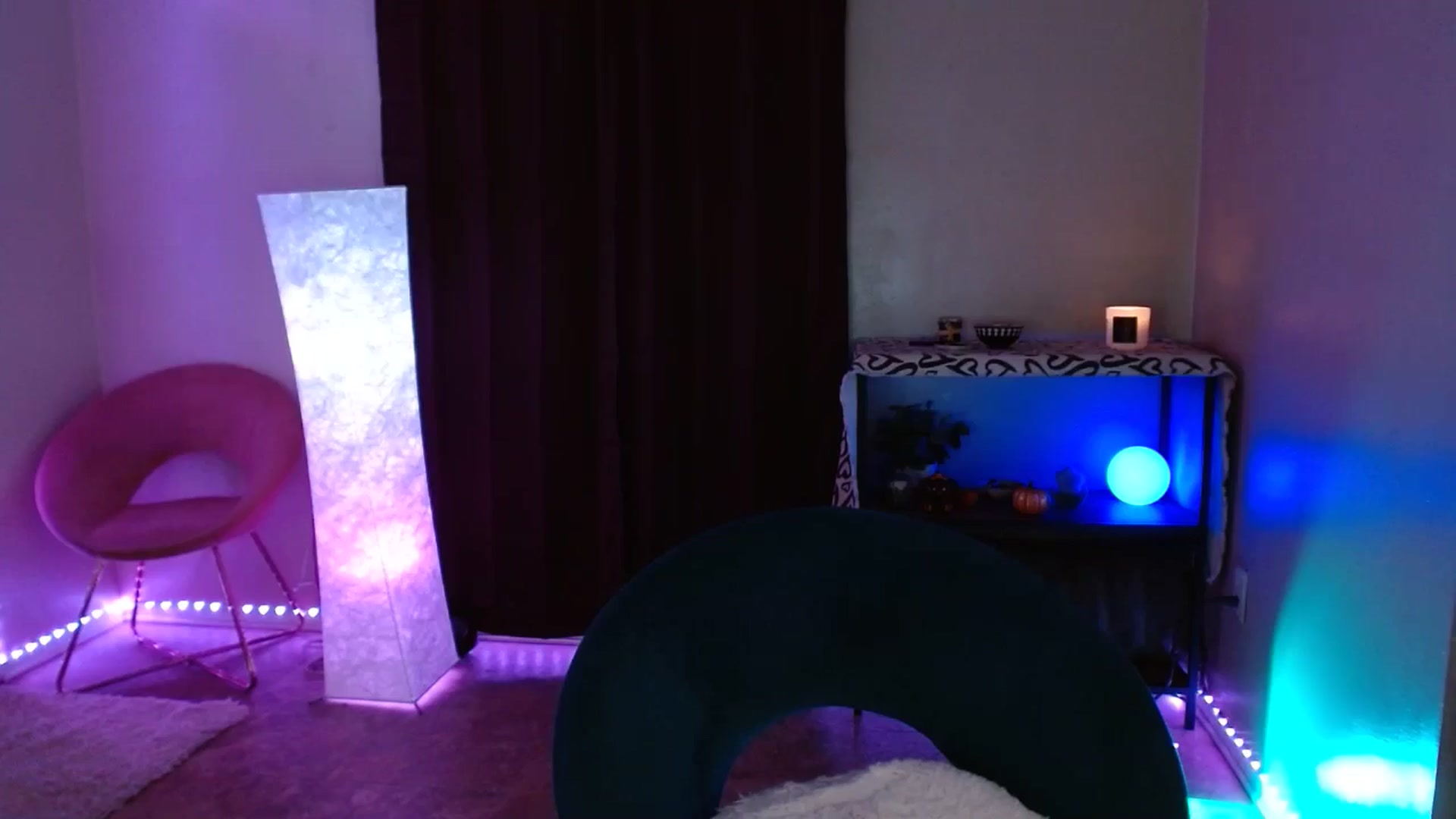 Gallery image thumbnail from DaniSlice's myfreecams stream on, 11/15/2024, 08:30 image 15 of 20