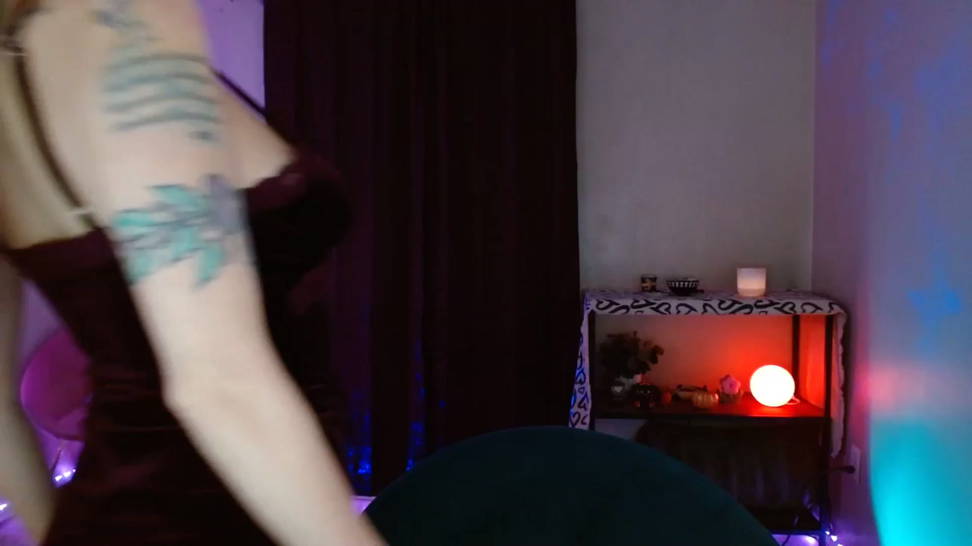 Gallery image thumbnail from DaniSlice's myfreecams stream on, 11/20/2024, 07:33 image 5 of 20