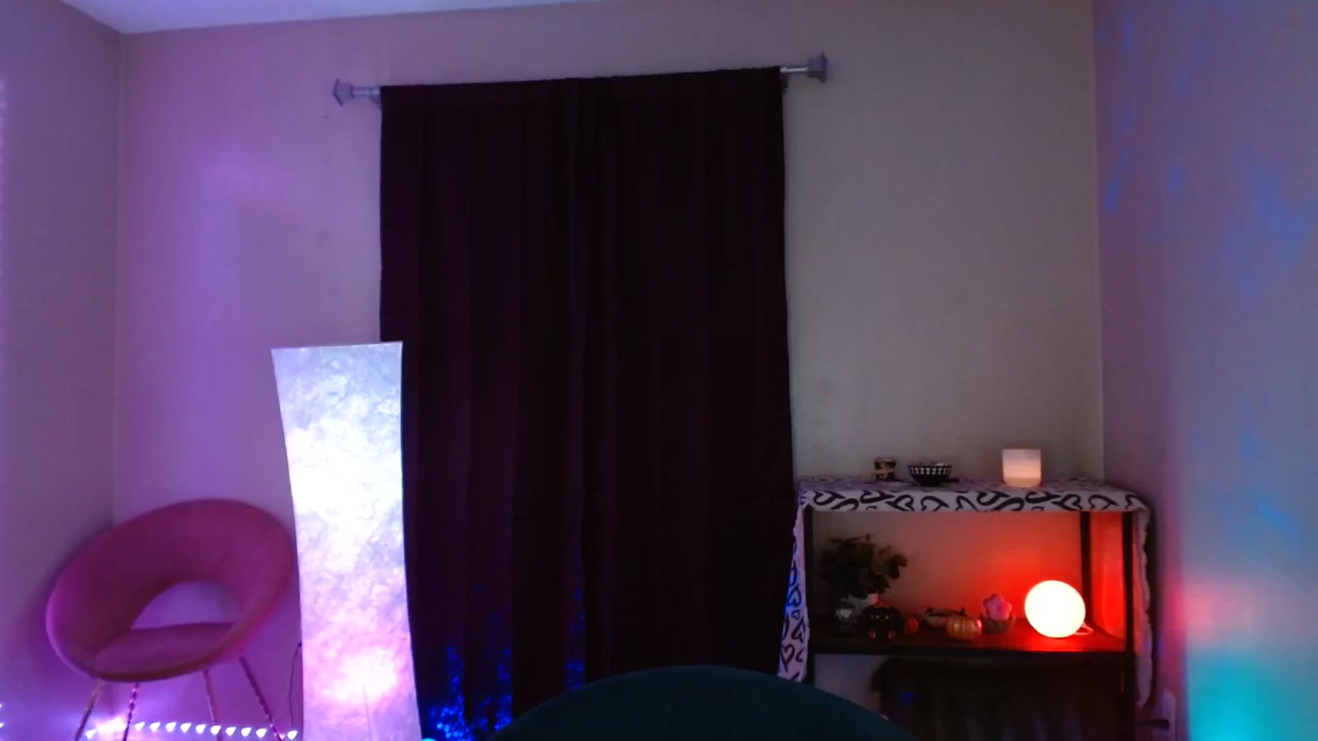 Gallery image thumbnail from DaniSlice's myfreecams stream on, 11/20/2024, 10:50 image 6 of 20