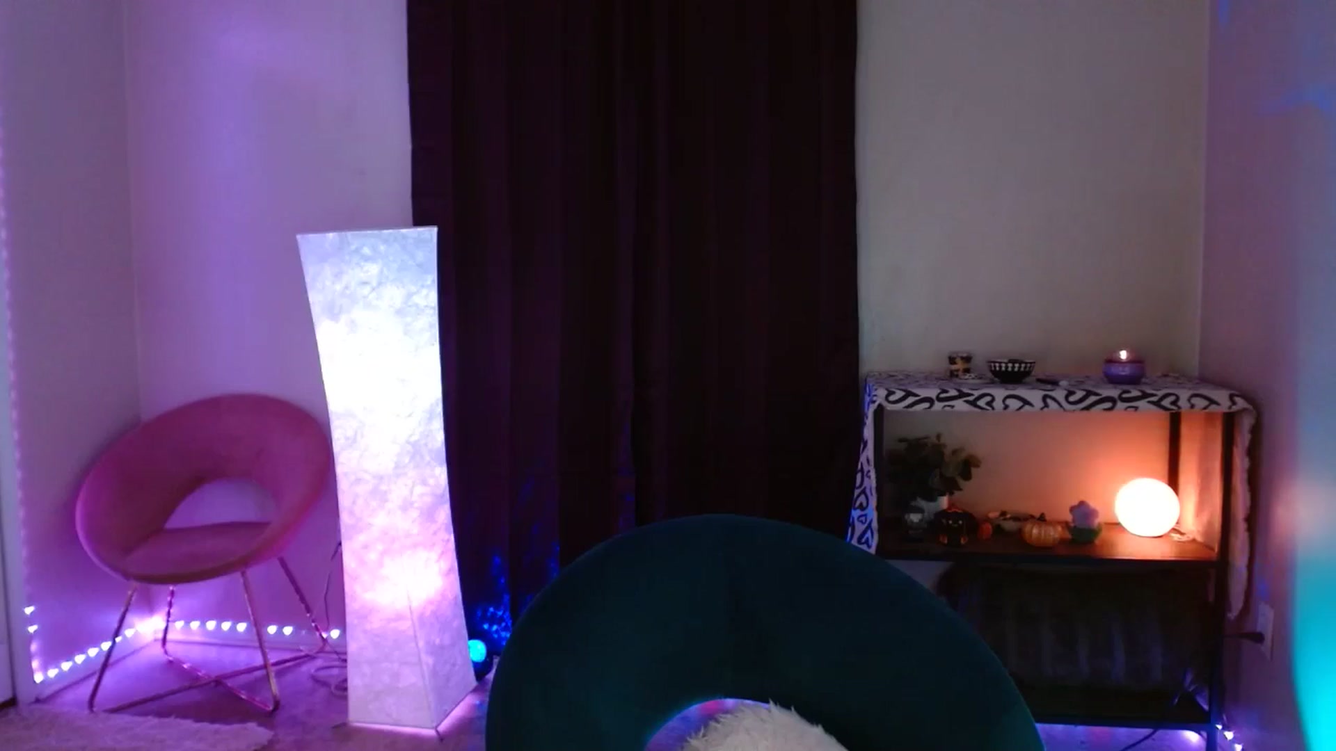 Gallery image thumbnail from DaniSlice's myfreecams stream on, 11/21/2024, 08:44 image 19 of 20