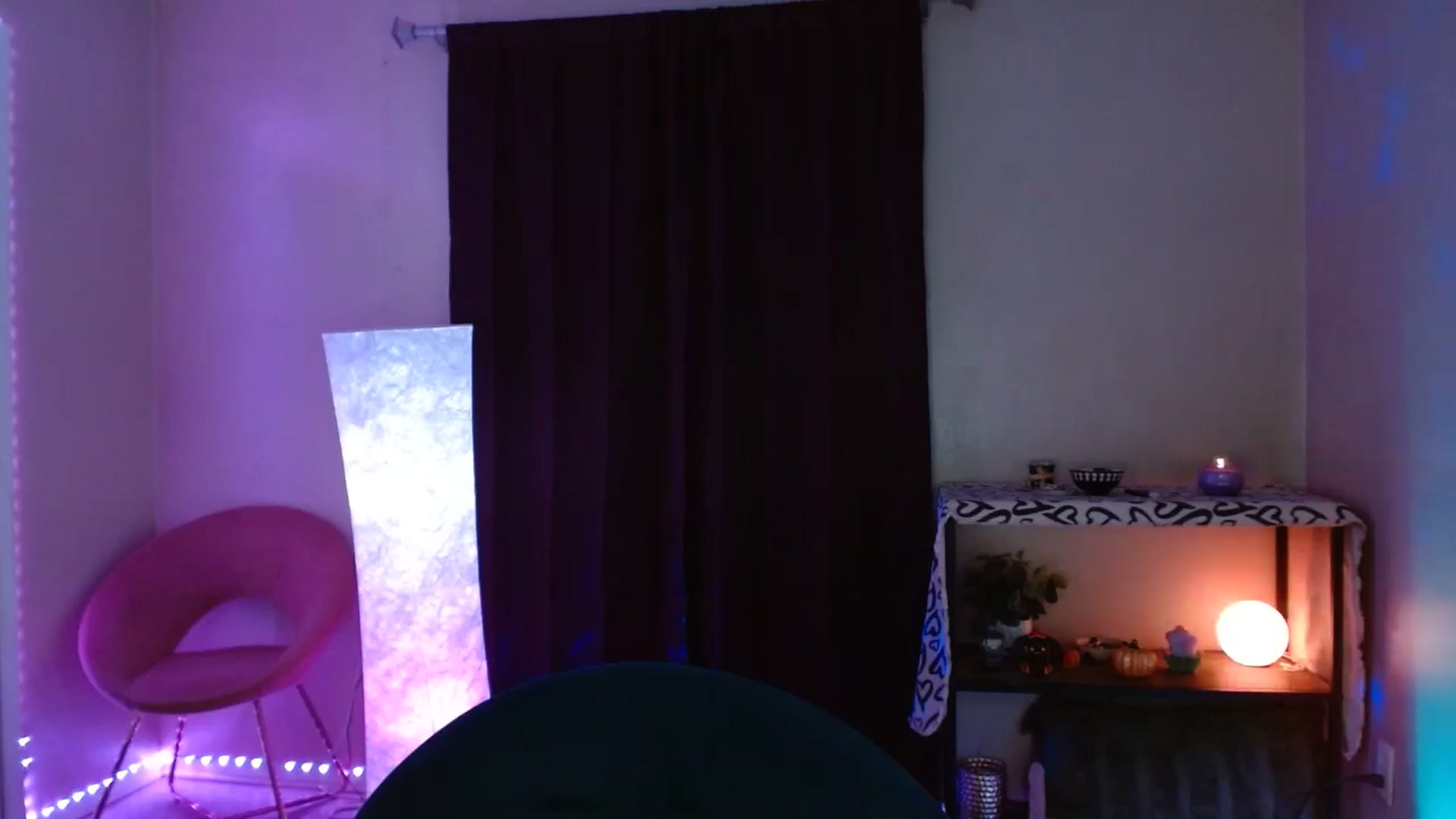 Gallery image thumbnail from DaniSlice's myfreecams stream on, 11/21/2024, 08:44 image 6 of 20