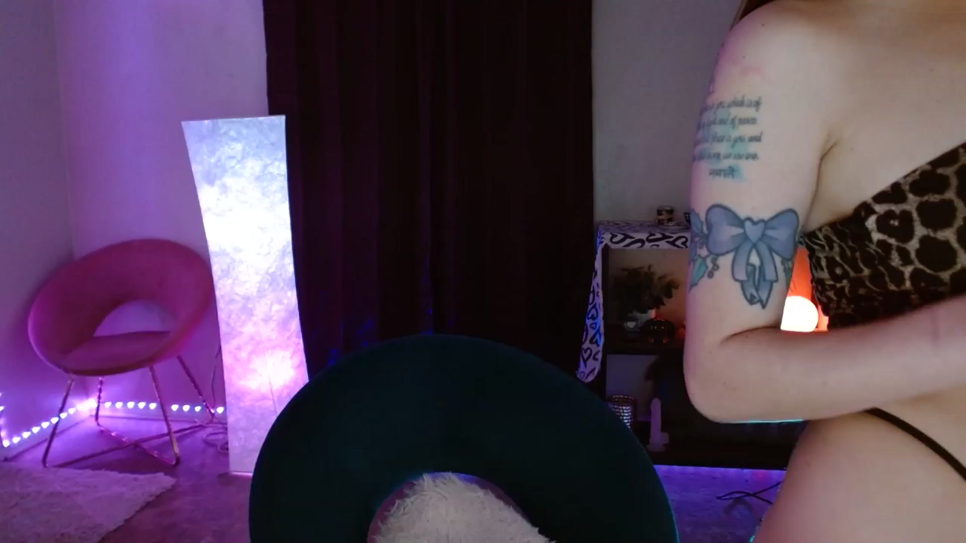 Gallery image thumbnail from DaniSlice's myfreecams stream on, 11/21/2024, 10:40 image 11 of 20