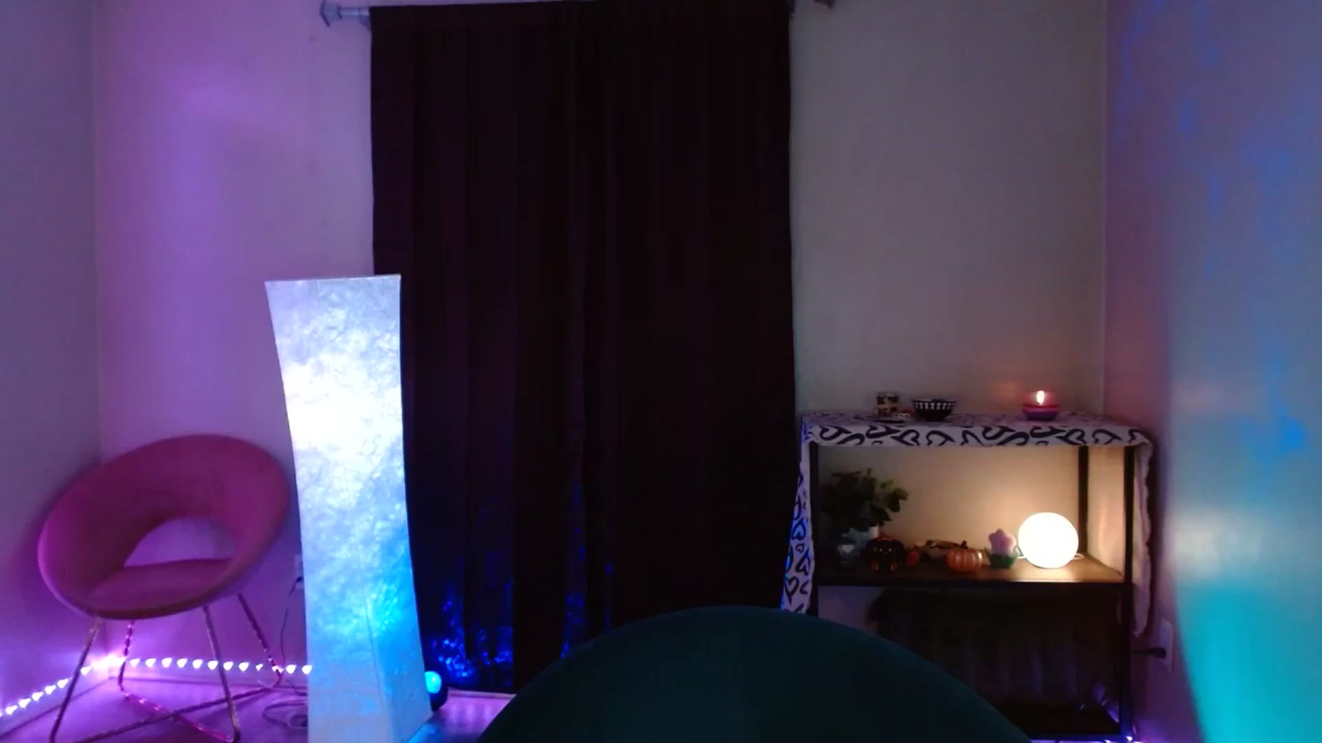 Gallery image thumbnail from DaniSlice's myfreecams stream on, 11/25/2024, 08:54 image 8 of 20