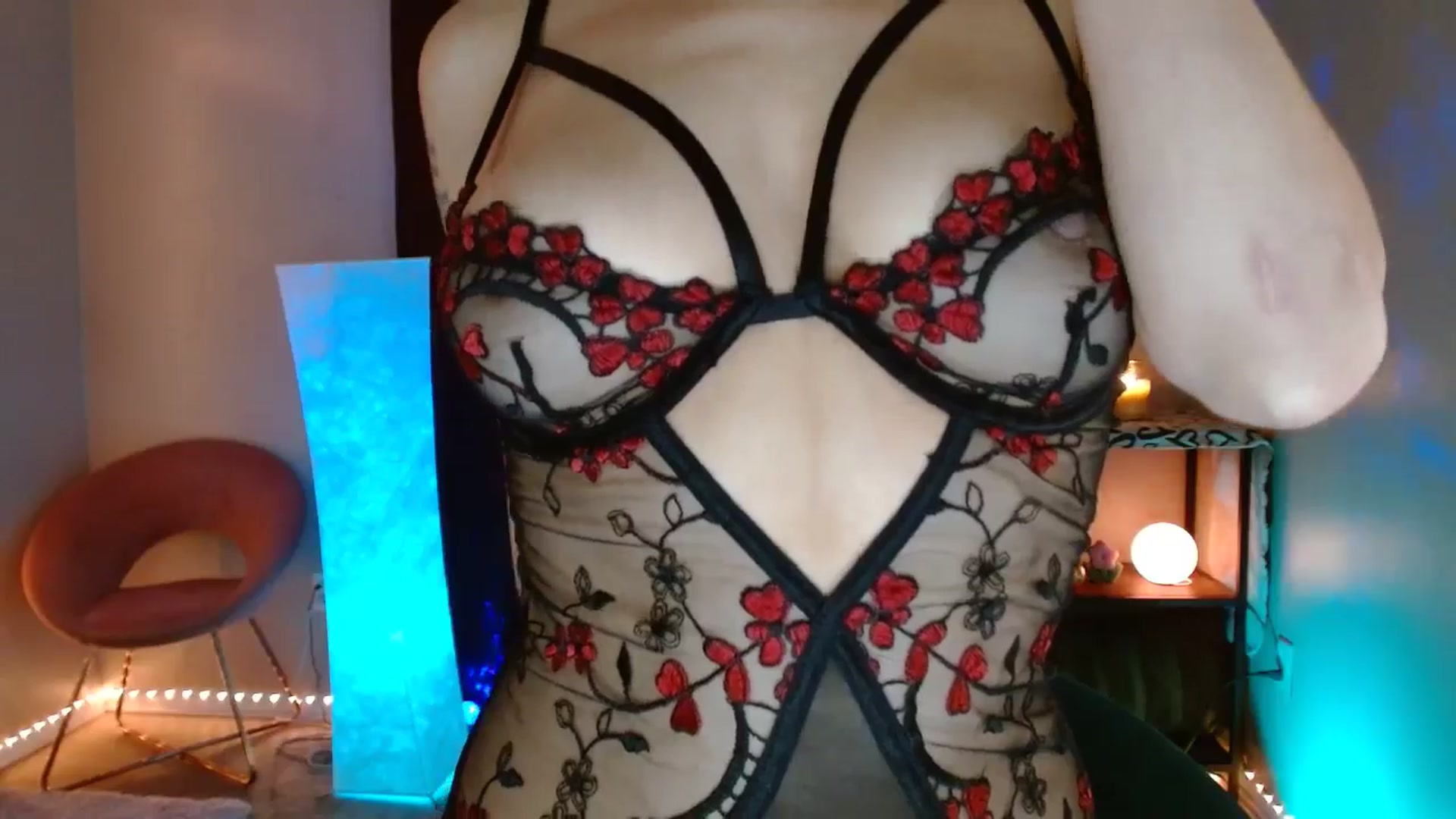 Gallery image thumbnail from DaniSlice's myfreecams stream on, 11/27/2024, 08:51 image 14 of 20