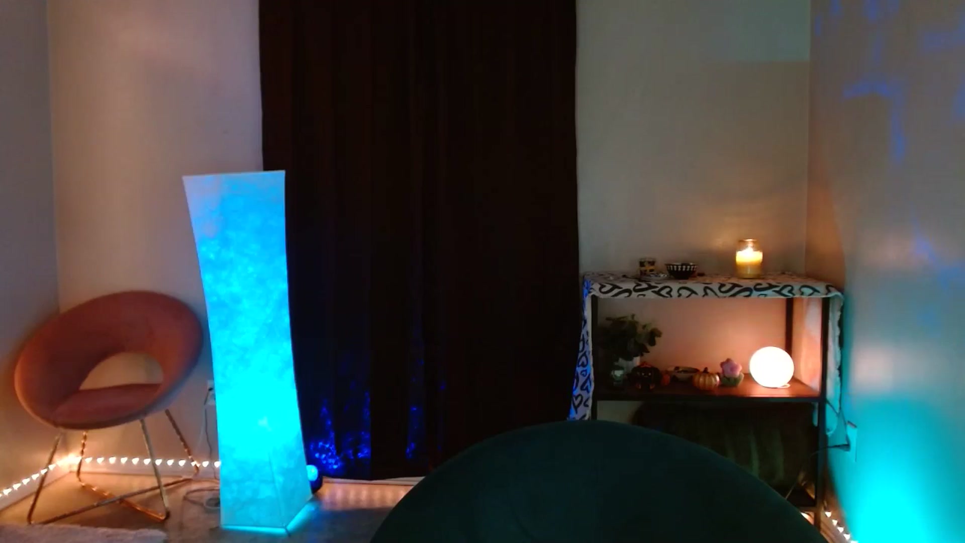 Gallery image thumbnail from DaniSlice's myfreecams stream on, 11/27/2024, 08:51 image 13 of 20