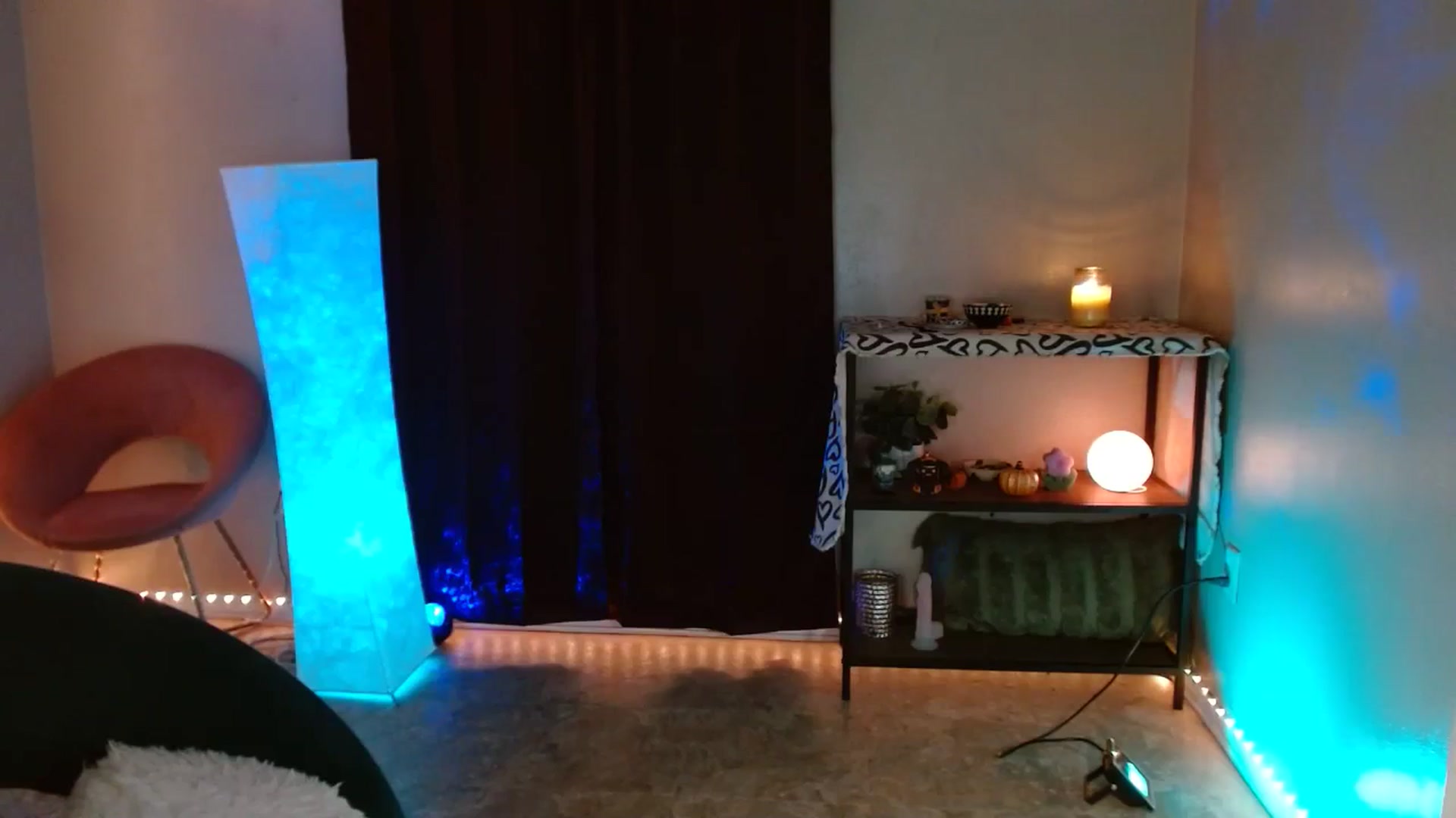 Gallery image thumbnail from DaniSlice's myfreecams stream on, 11/27/2024, 11:11 image 2 of 20