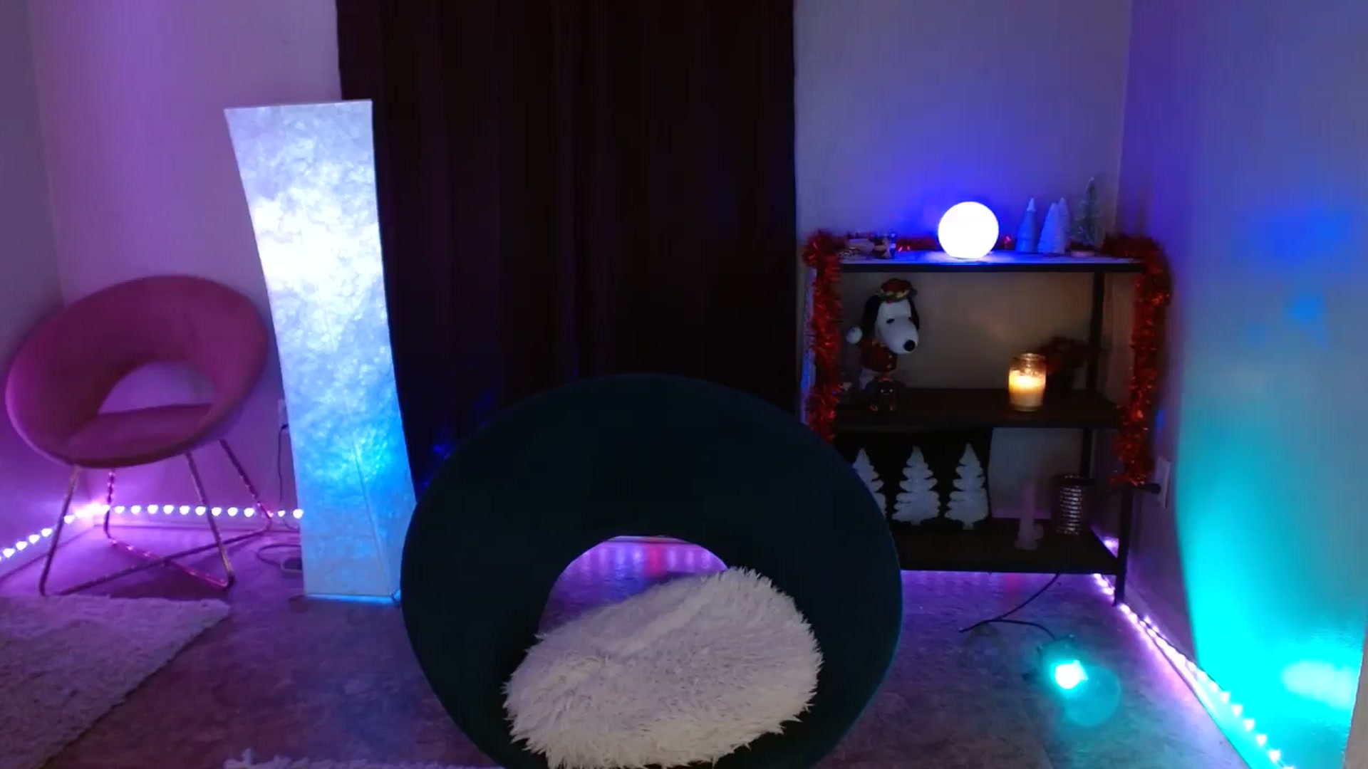 Gallery image thumbnail from DaniSlice's myfreecams stream on, 11/30/2024, 05:32 image 18 of 20