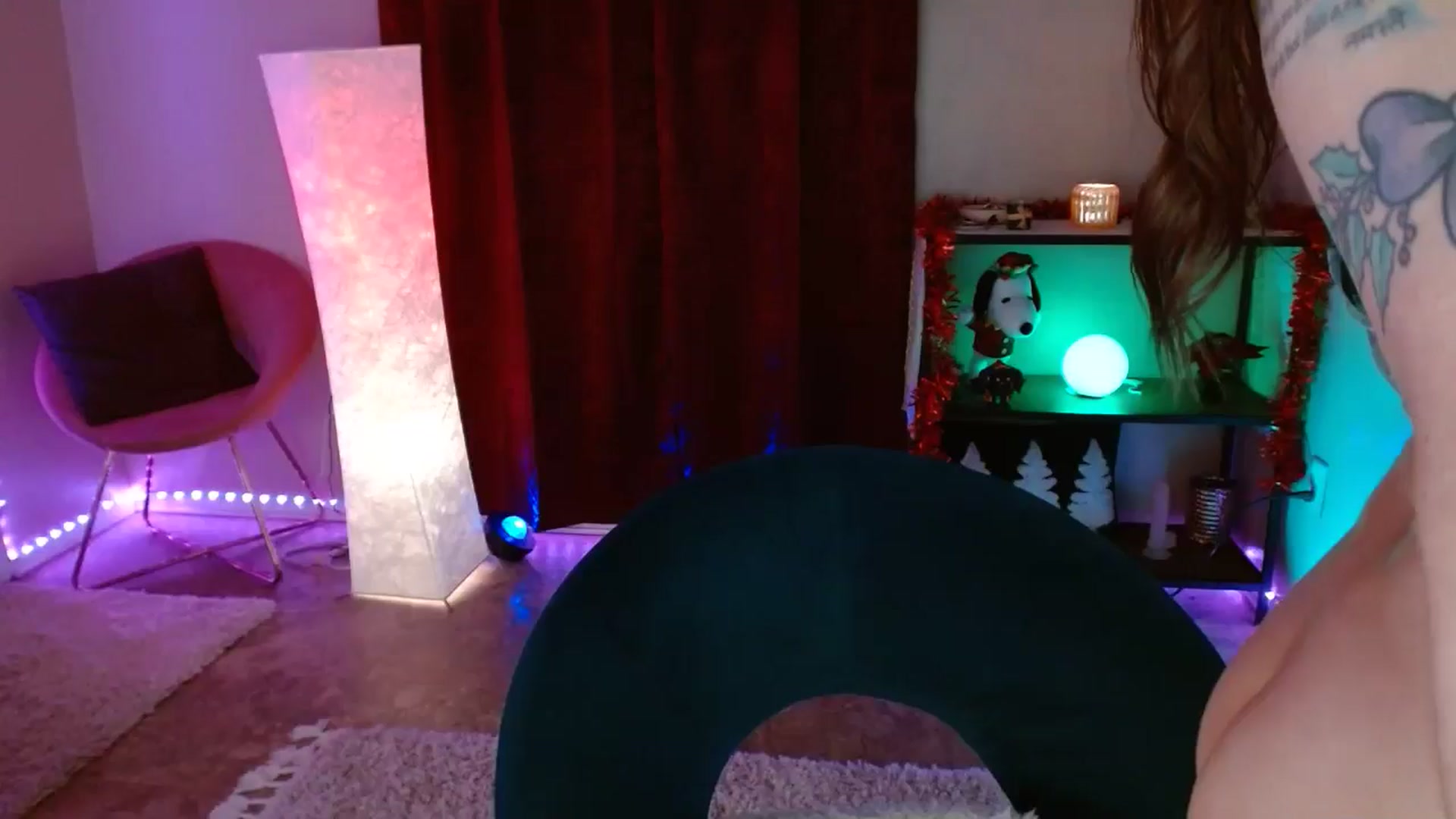 Gallery image thumbnail from DaniSlice's myfreecams stream on, 12/17/2024, 07:35 image 20 of 20