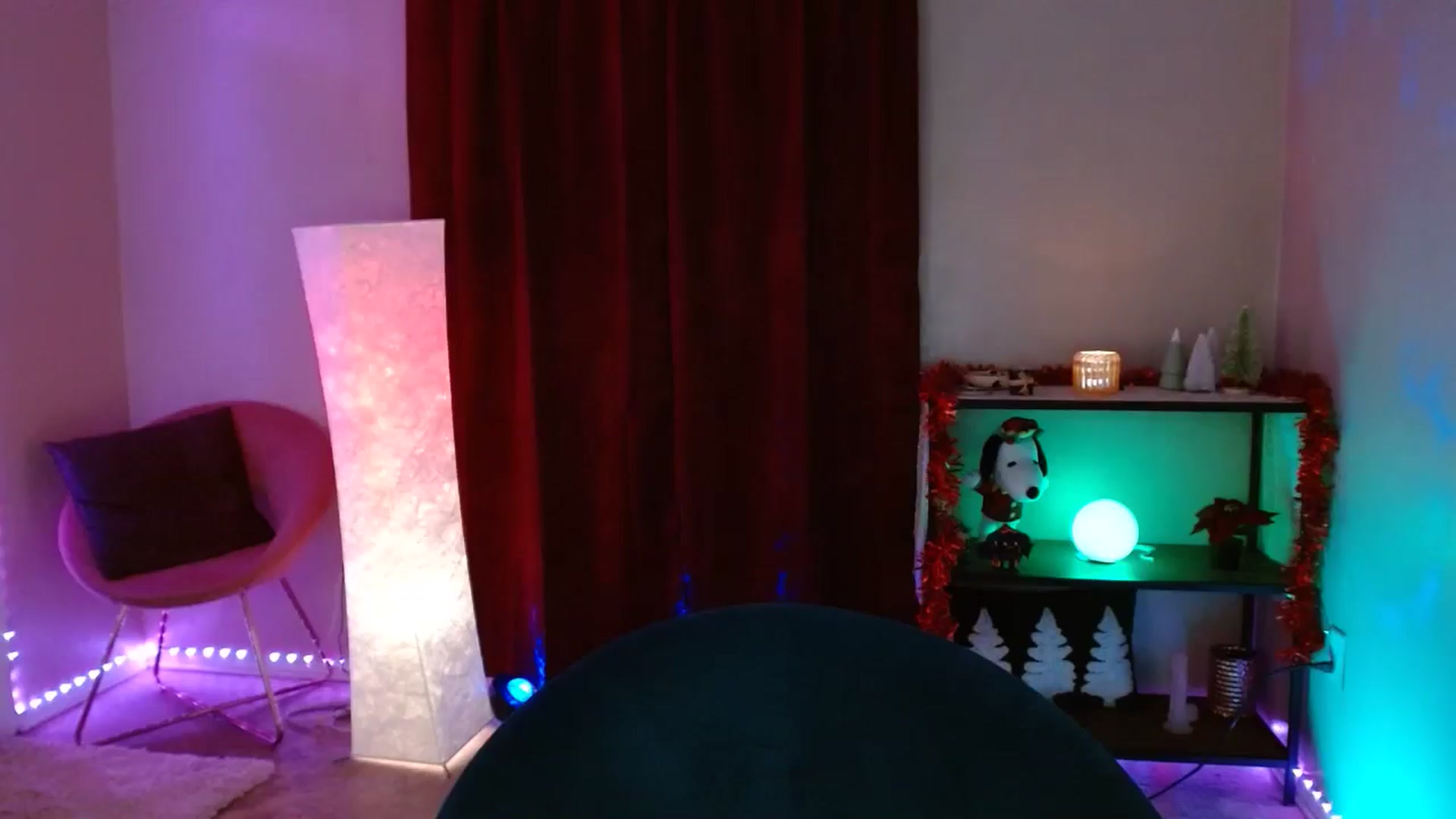 Gallery image thumbnail from DaniSlice's myfreecams stream on, 12/17/2024, 07:35 image 7 of 20