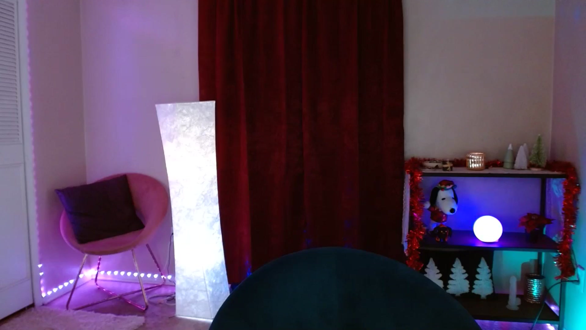 Gallery image thumbnail from DaniSlice's myfreecams stream on, 12/19/2024, 09:07 image 6 of 20