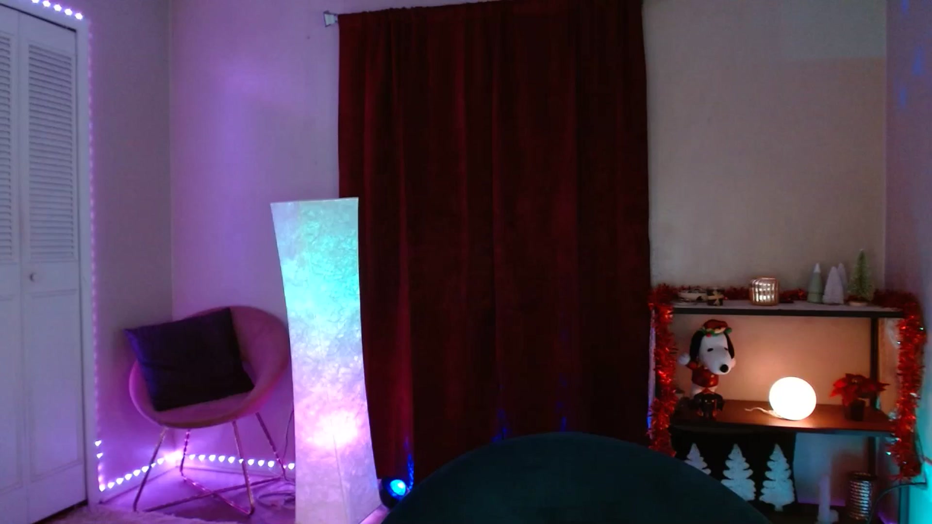 Gallery image thumbnail from DaniSlice's myfreecams stream on, 12/21/2024, 08:07 image 16 of 20