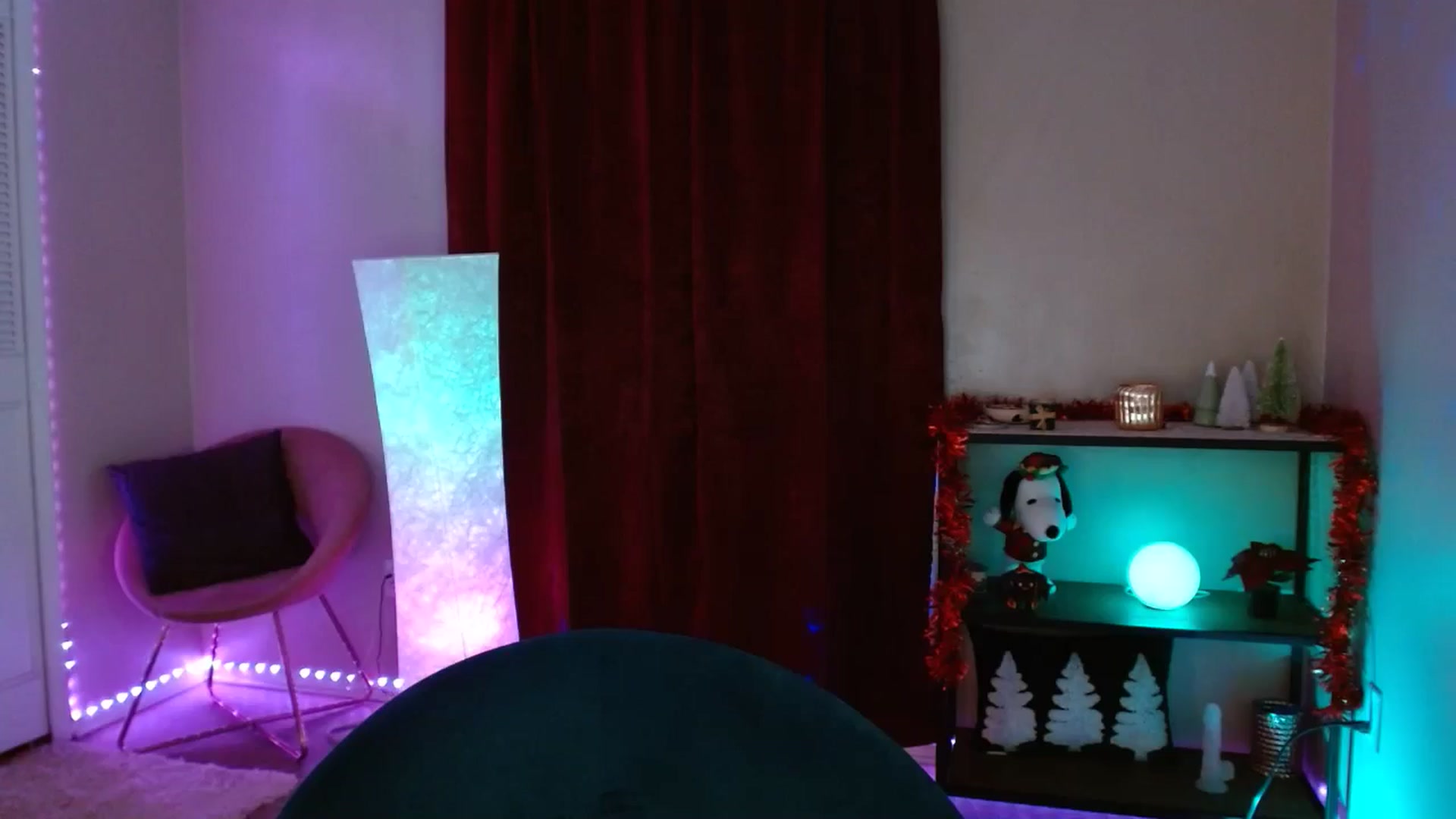 Gallery image thumbnail from DaniSlice's myfreecams stream on, 12/28/2024, 06:54 image 14 of 20