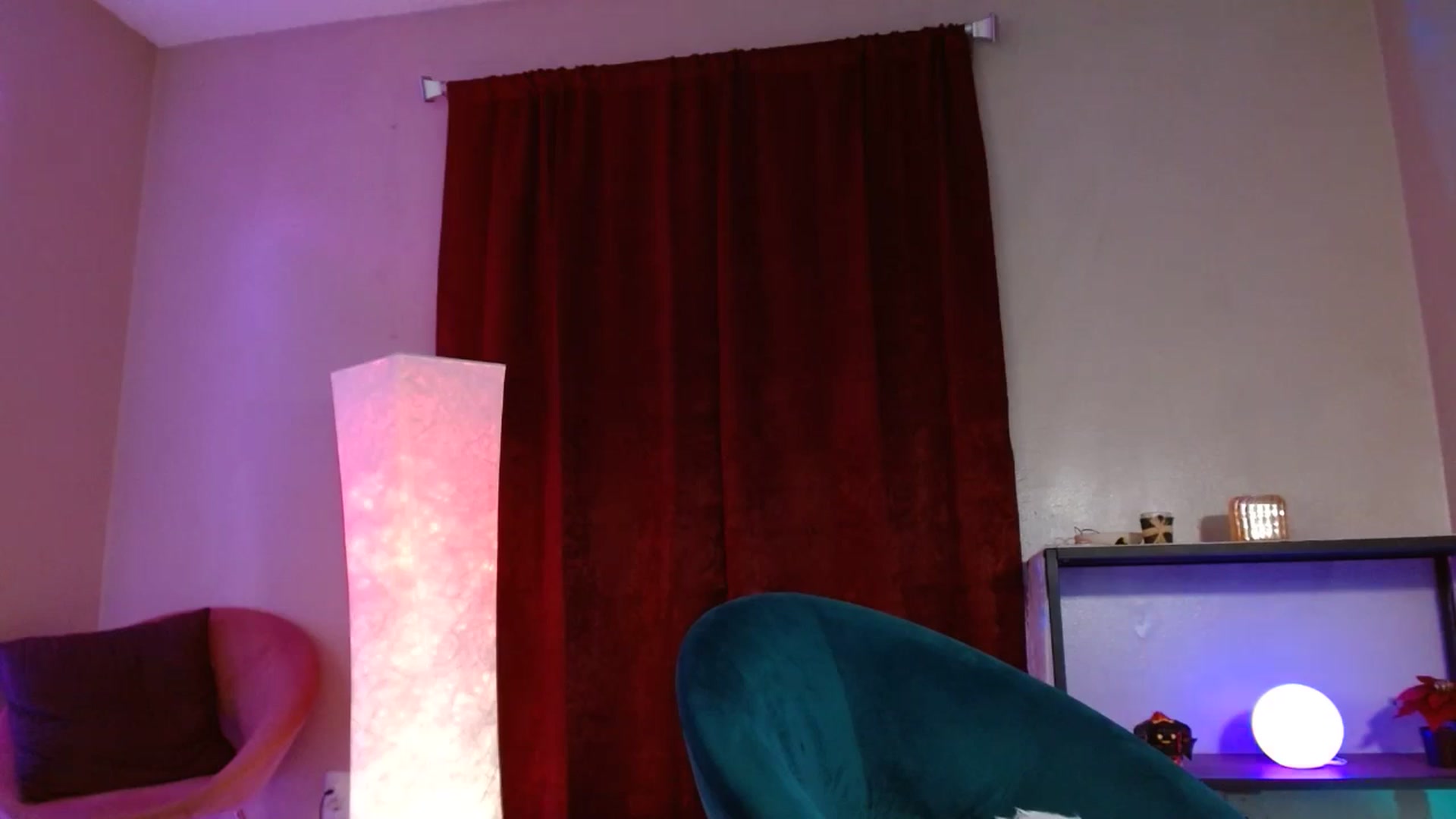 Gallery image thumbnail from DaniSlice's myfreecams stream on, 01/02/2025, 07:38 image 6 of 20