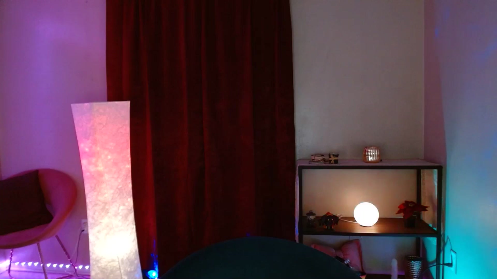 Gallery image thumbnail from DaniSlice's myfreecams stream on, 01/04/2025, 10:03 image 19 of 20