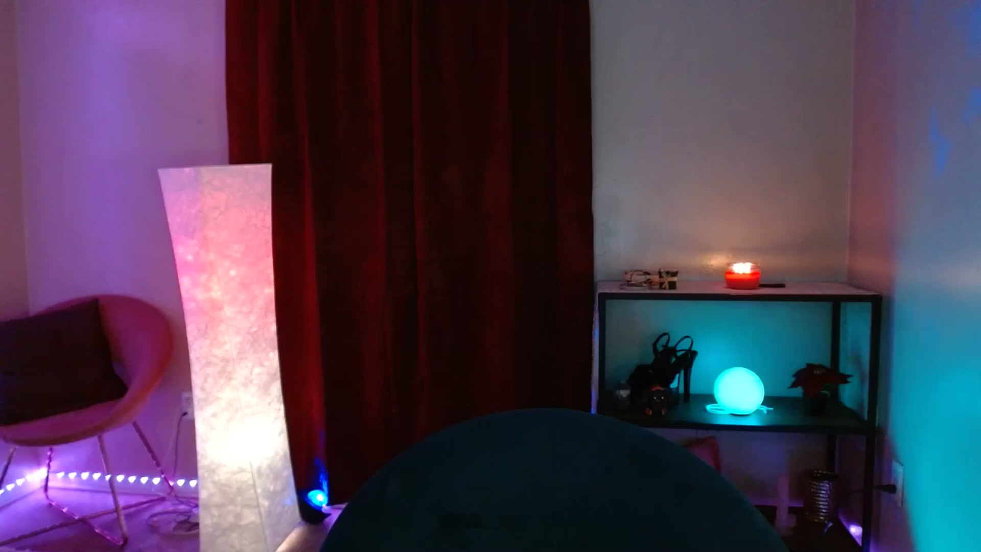 Gallery image thumbnail from DaniSlice's myfreecams stream on, 01/06/2025, 07:09 image 7 of 20