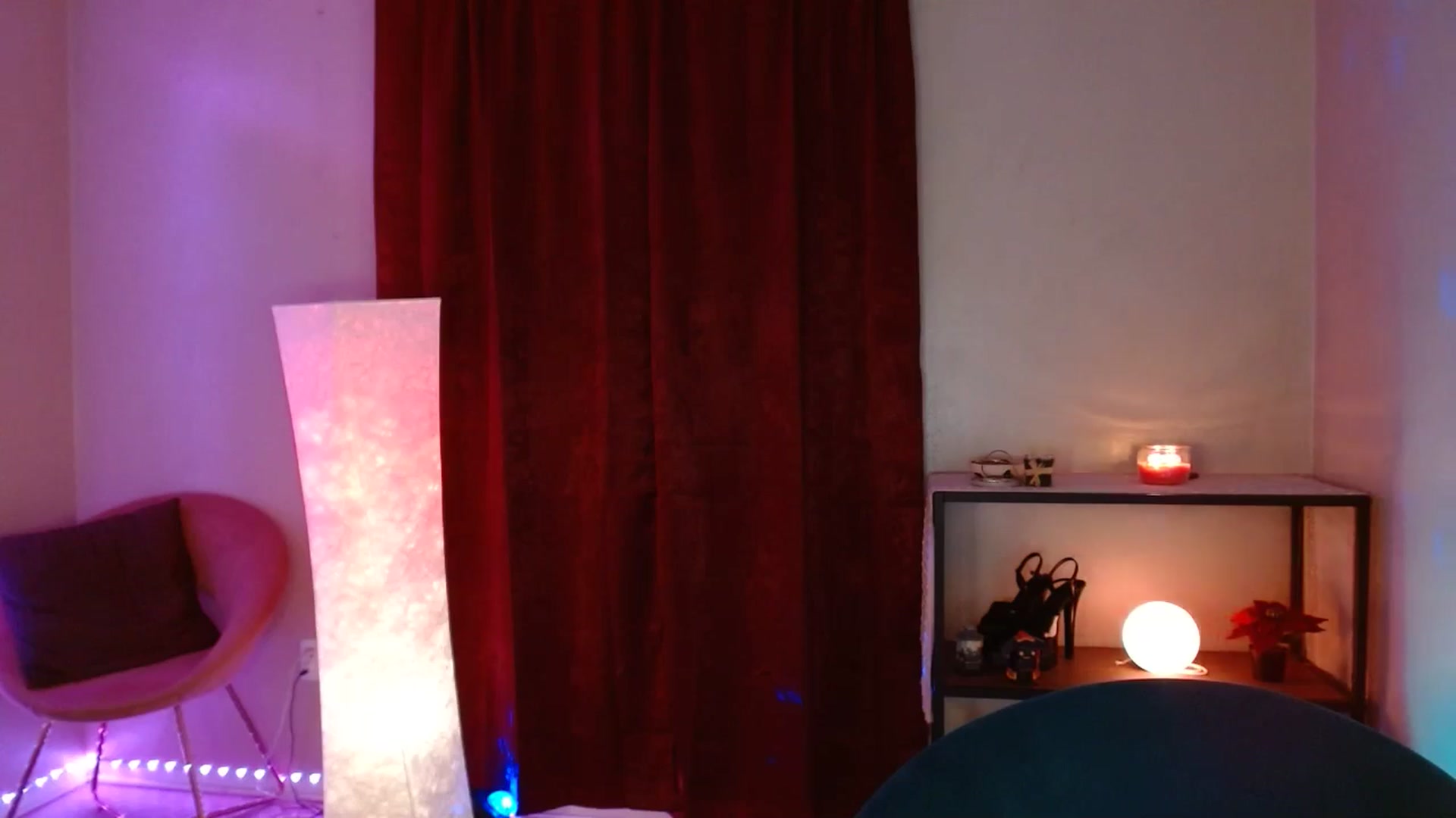 Gallery image thumbnail from DaniSlice's myfreecams stream on, 01/09/2025, 07:32 image 16 of 20