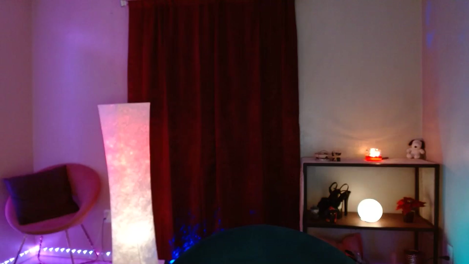 Gallery image thumbnail from DaniSlice's myfreecams stream on, 01/10/2025, 11:01 image 10 of 20