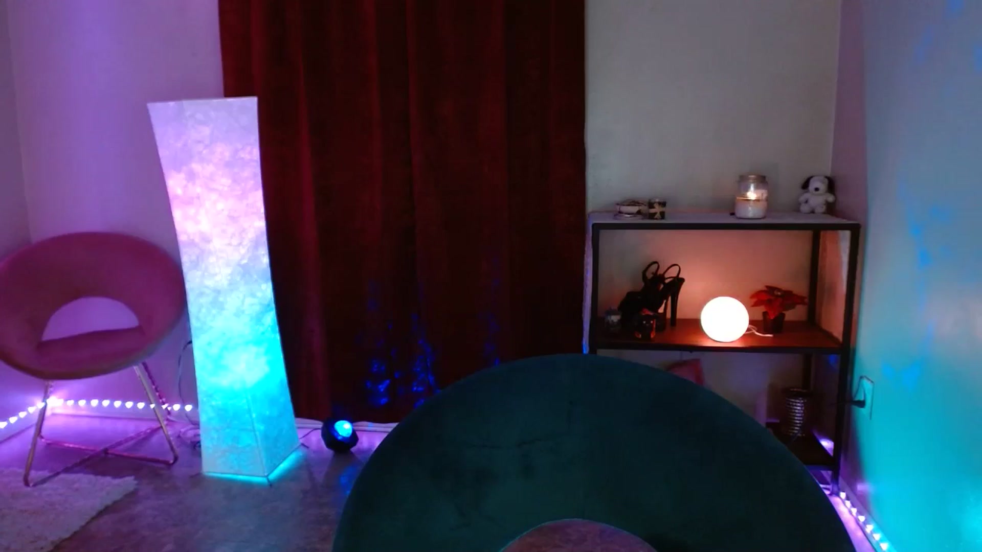Gallery image thumbnail from DaniSlice's myfreecams stream on, 01/28/2025, 05:40 image 18 of 20