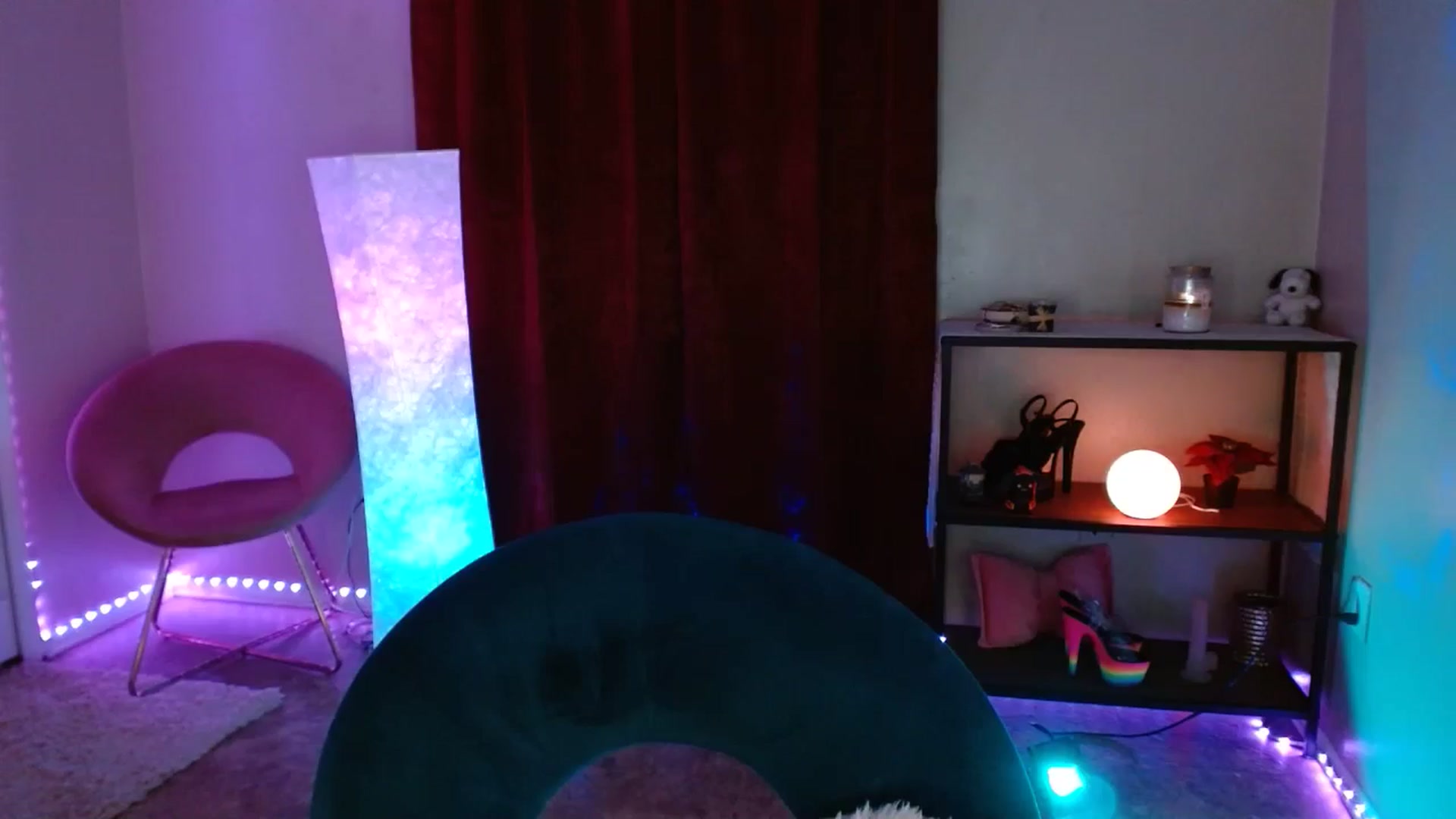 Gallery image thumbnail from DaniSlice's myfreecams stream on, 01/28/2025, 07:48 image 8 of 20