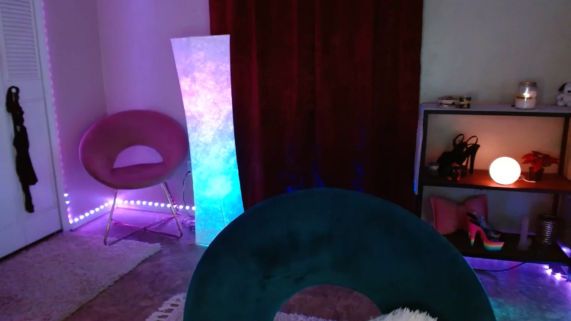 Gallery image thumbnail from DaniSlice's myfreecams stream on, 01/28/2025, 08:04 image 7 of 20
