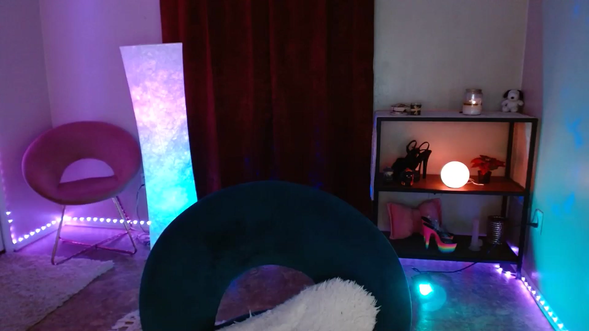 Gallery image thumbnail from DaniSlice's myfreecams stream on, 01/28/2025, 08:04 image 19 of 20